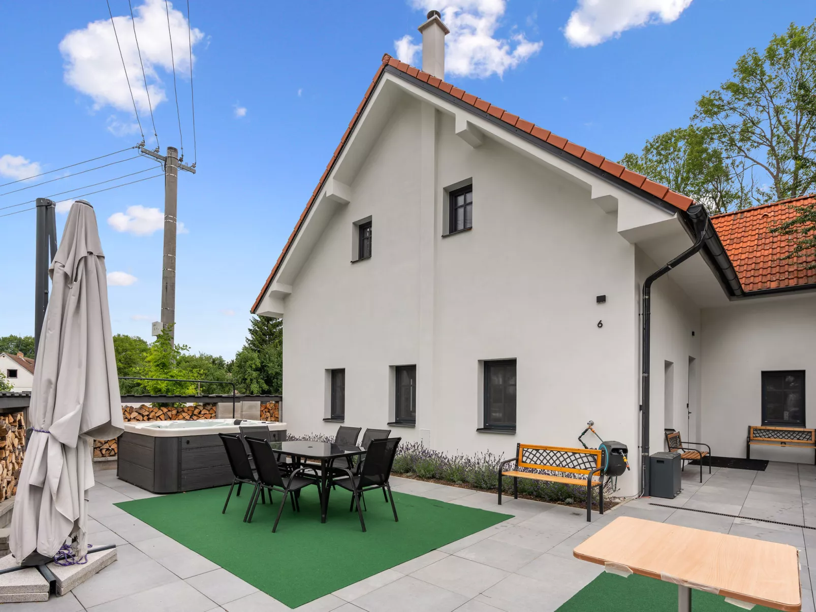 Party & Friends Villa-Buiten