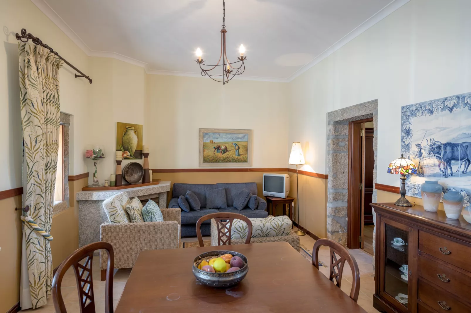 Casa do Caseiro-Woonkamer
