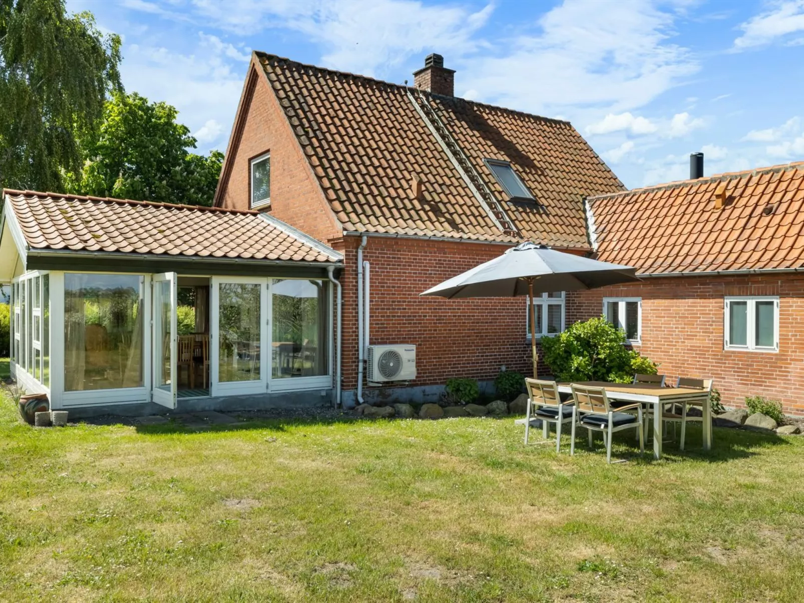 "Alisa" - 2.5km from the sea-Buiten