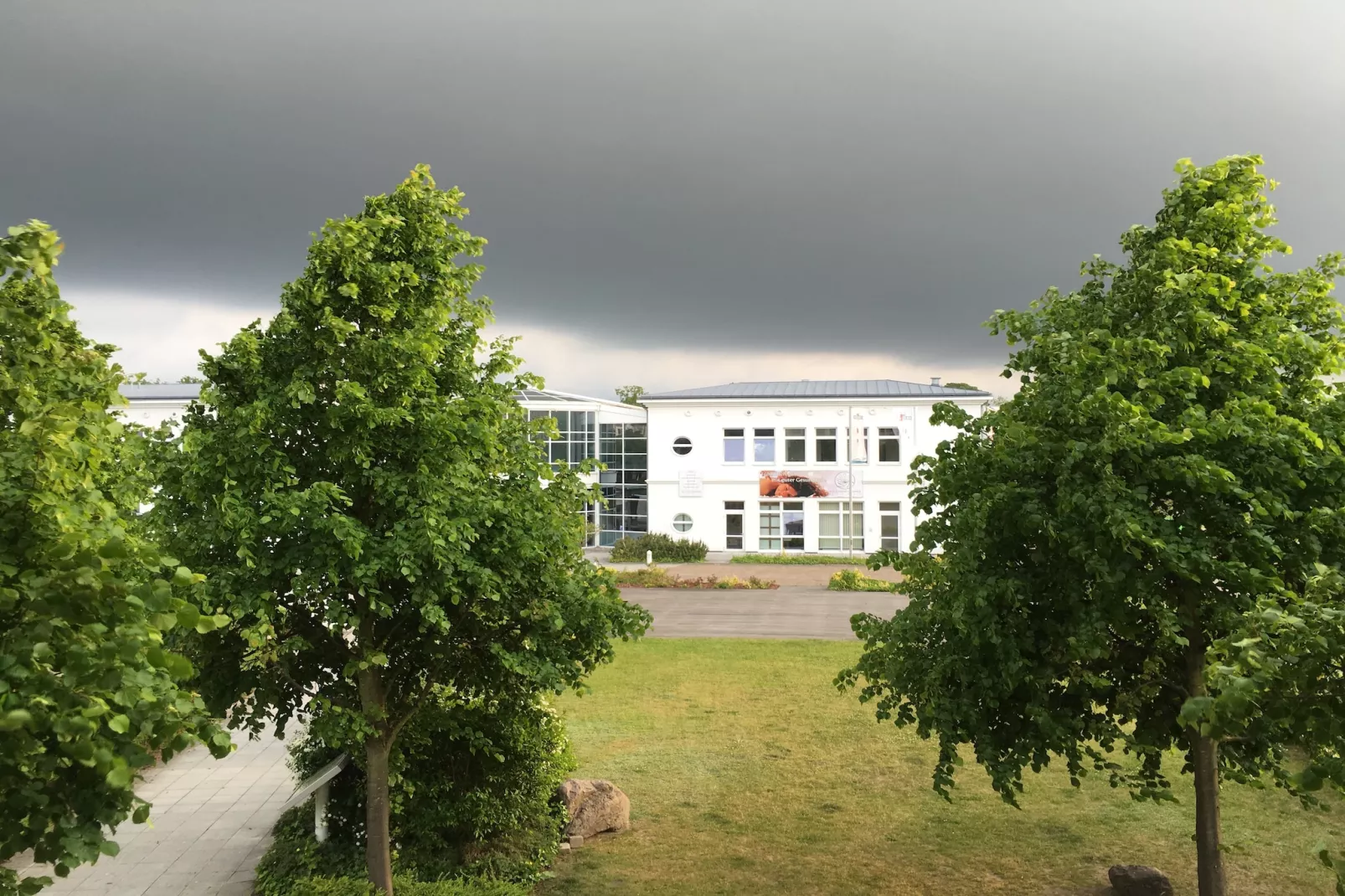 Charmante Inselwohnung/ 2 Balkone-Tuinen zomer