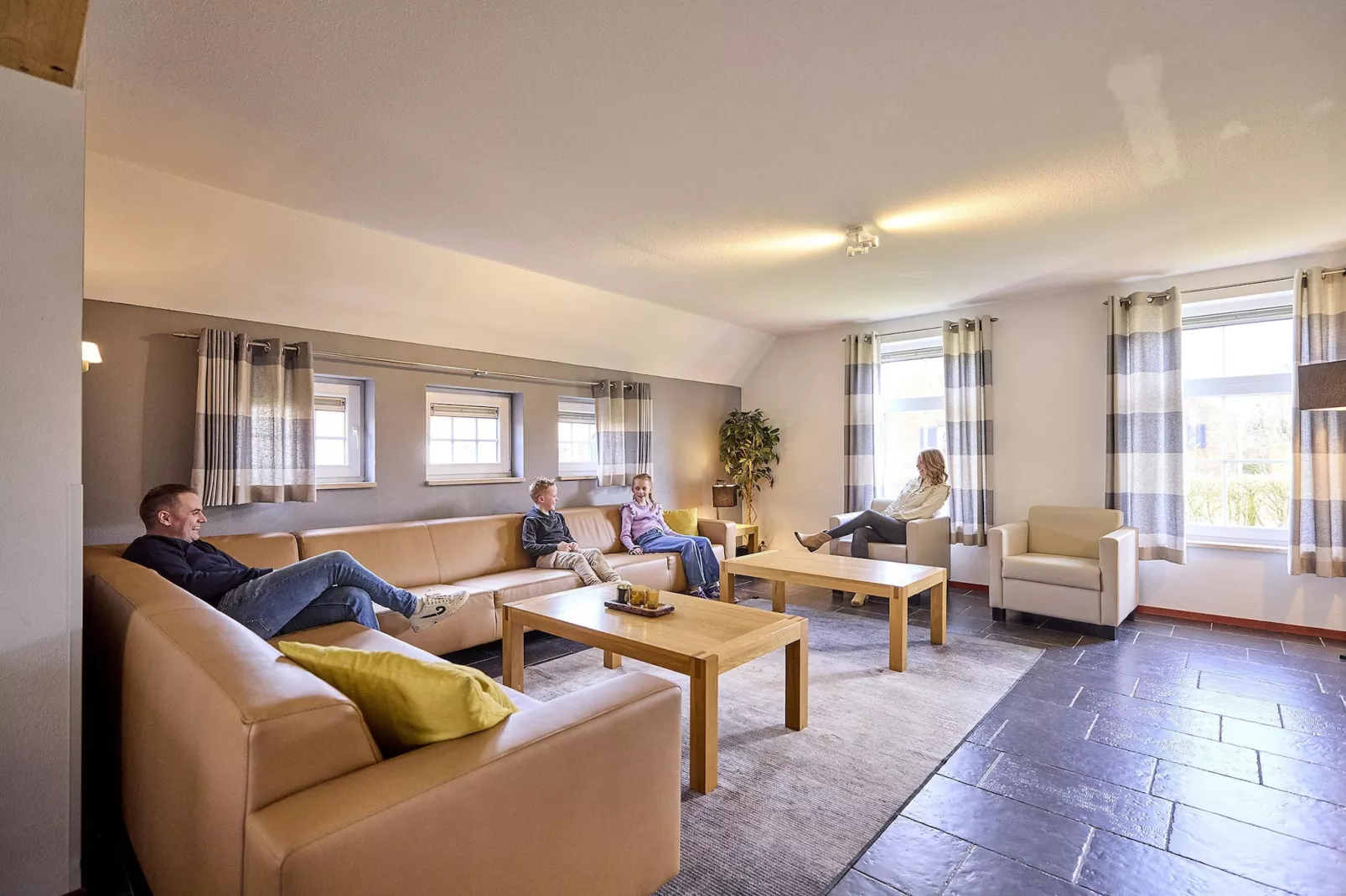 Buitenhof De Leistert 5-Woonkamer