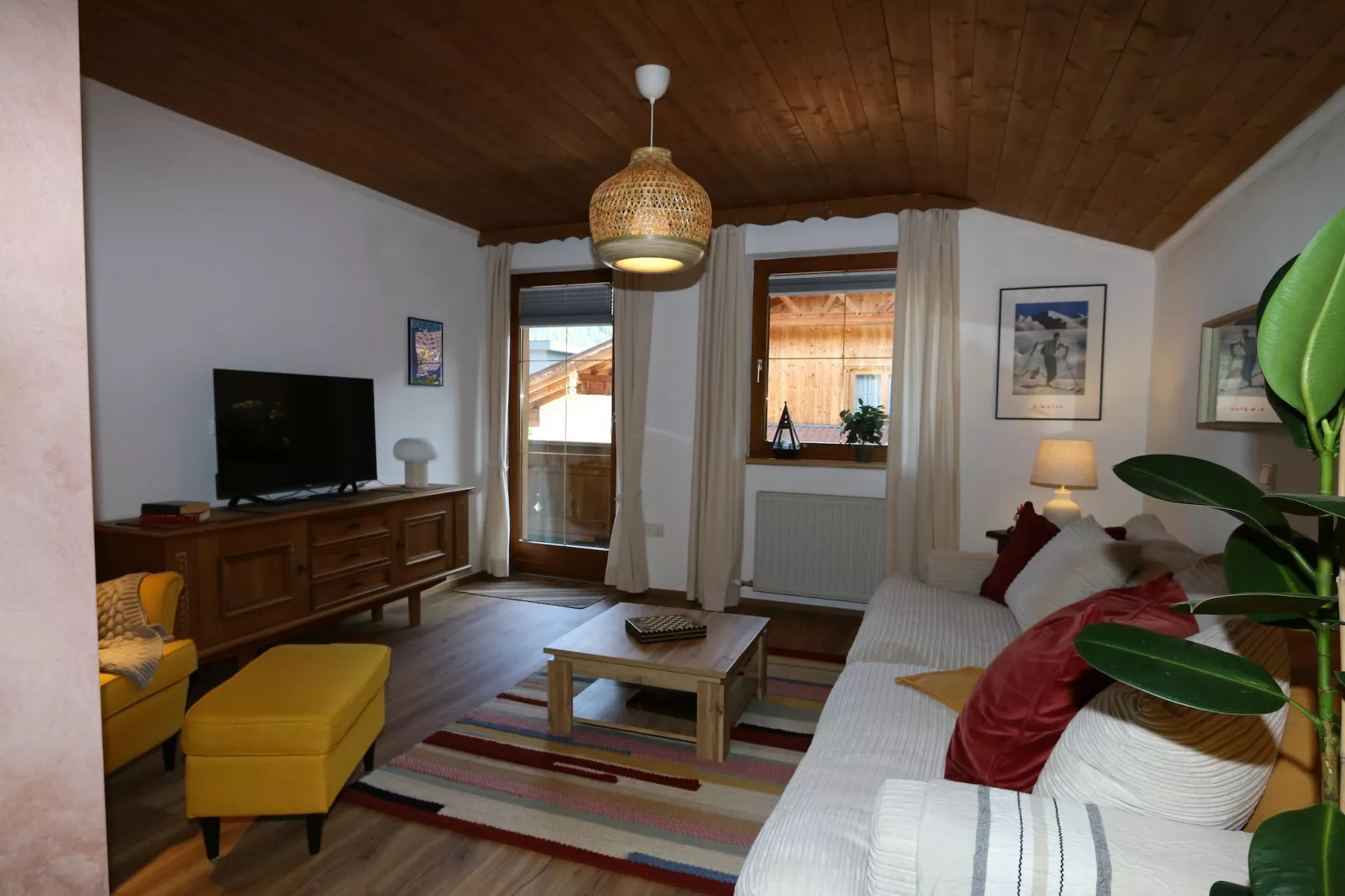 Ferienhaus Saurer-Woonkamer