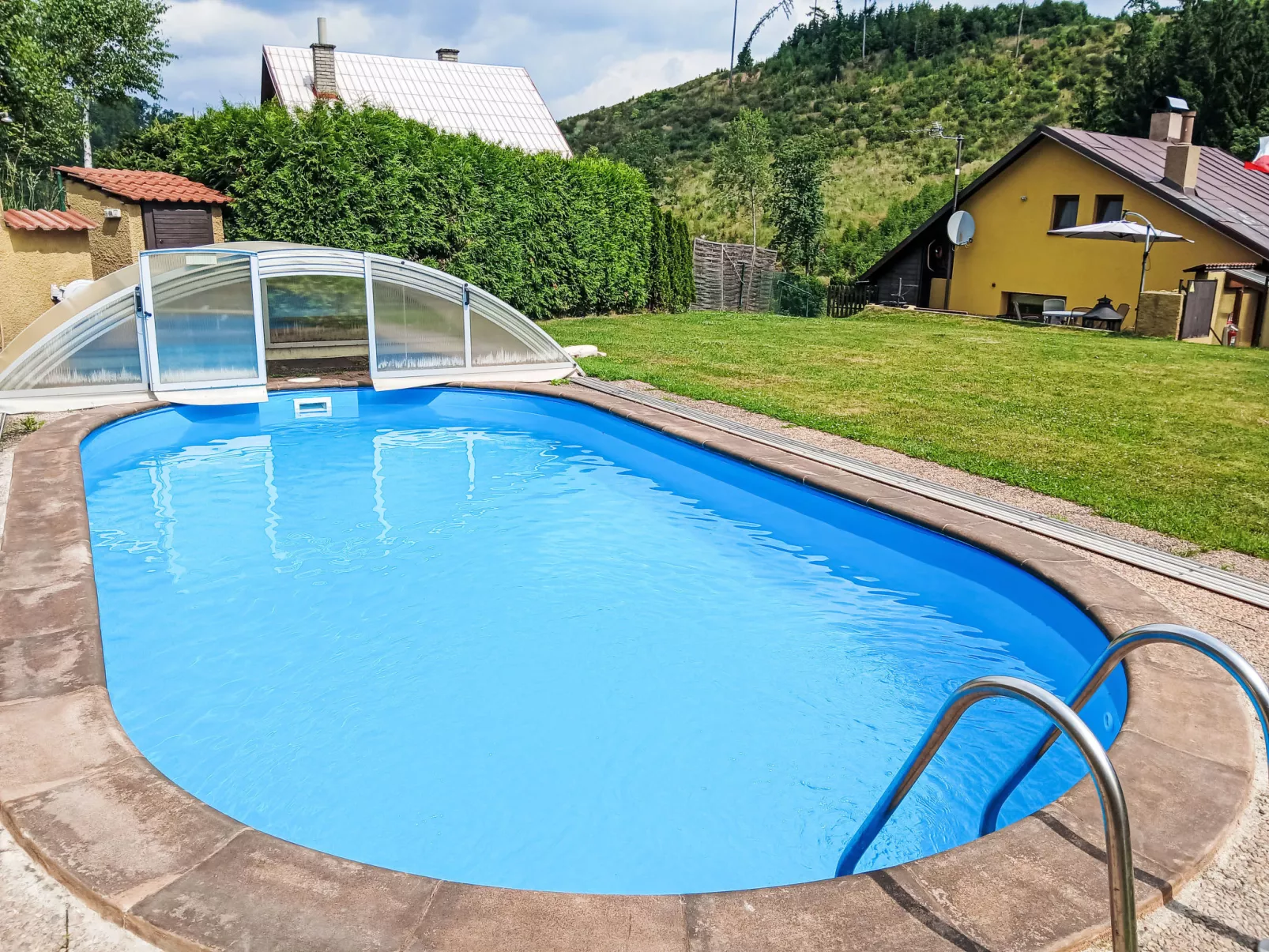 Dolníky u Trutnova-Buiten