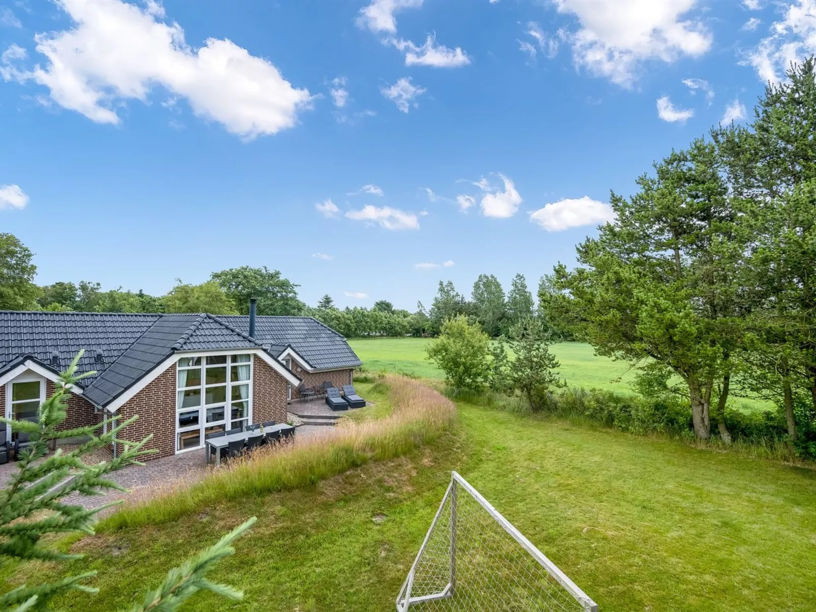 "Annlis" - 4km from the sea-Buiten