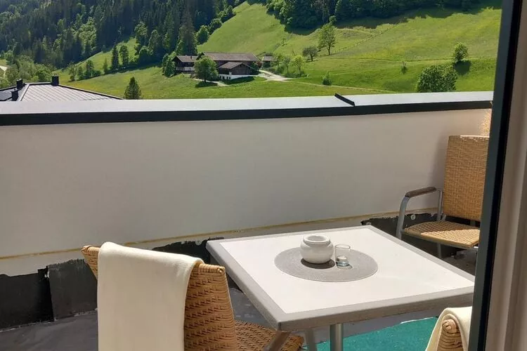 Apartment mit wunderschönem Bergblick und Balkon-Terrasbalkon