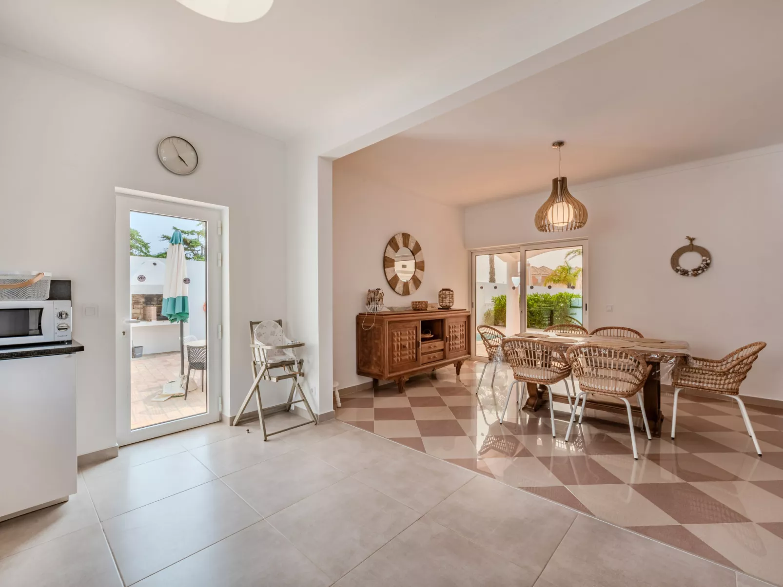 Villa dos Sonhos-Binnen