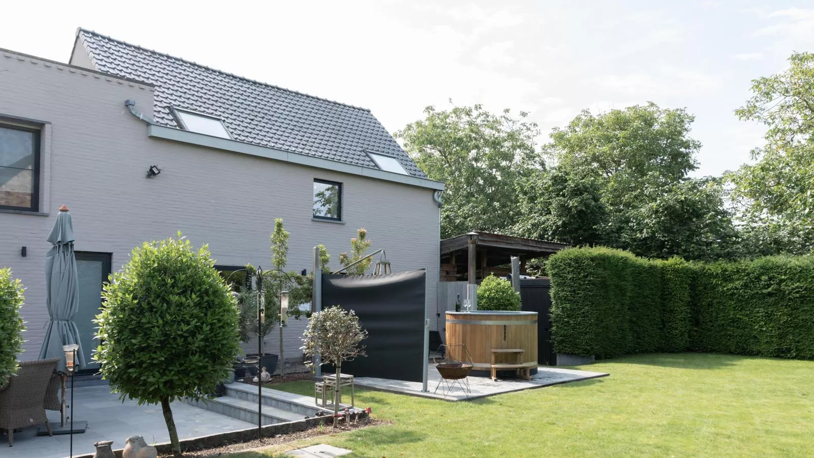 Casa Anja-Buitenkant zomer