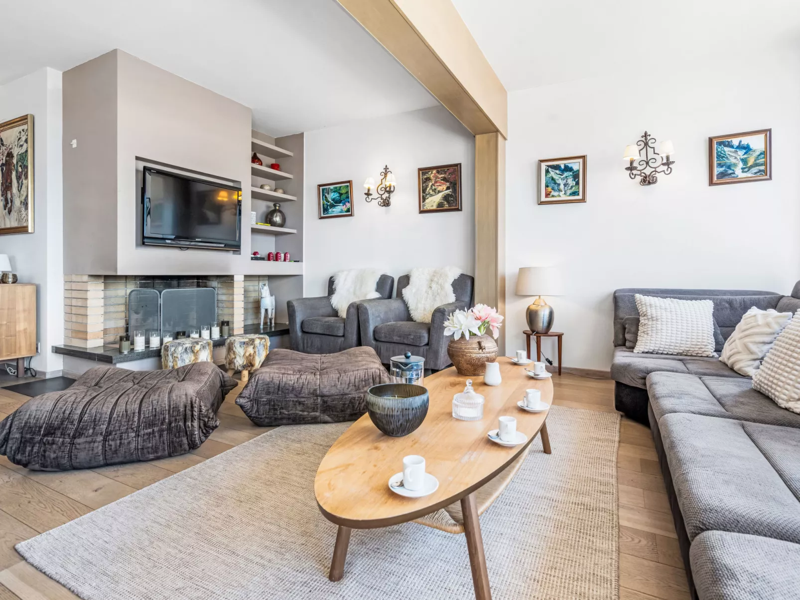 Jeanne D'Arc LOFT Montagne-Binnen