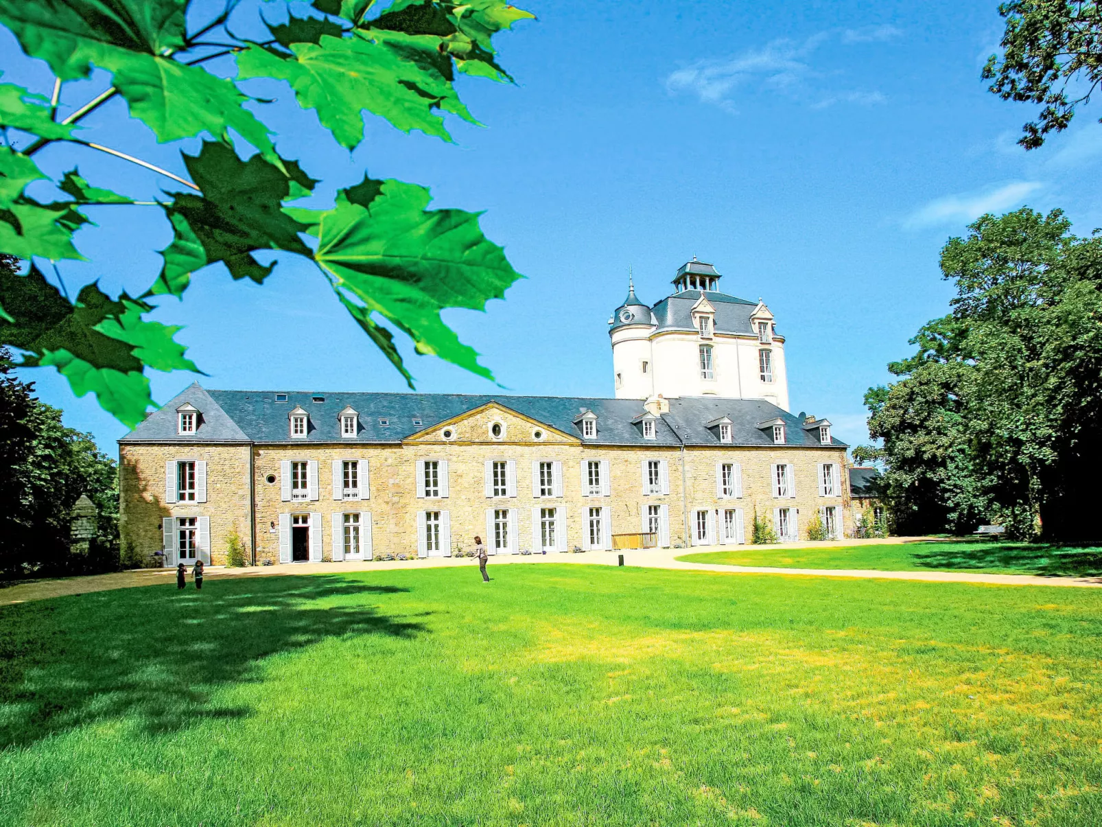 Chateau de Keraveon-Buiten