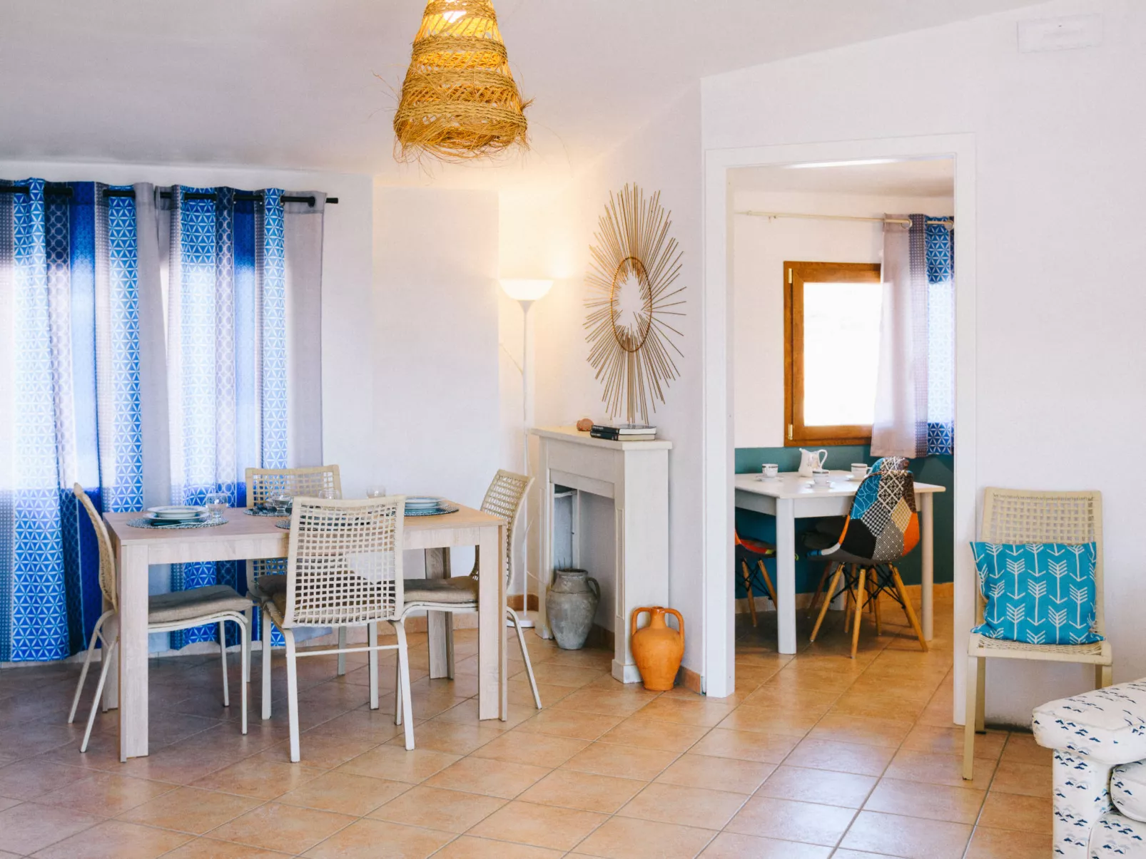 Crystal Sea Apartment-Binnen