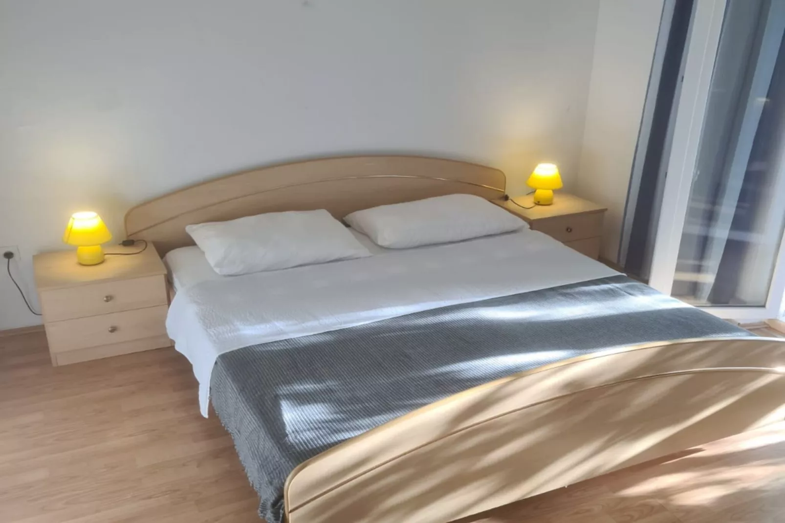Apartments Rubbi - Three Bedroom Apartment with Terrace-Slaapkamer