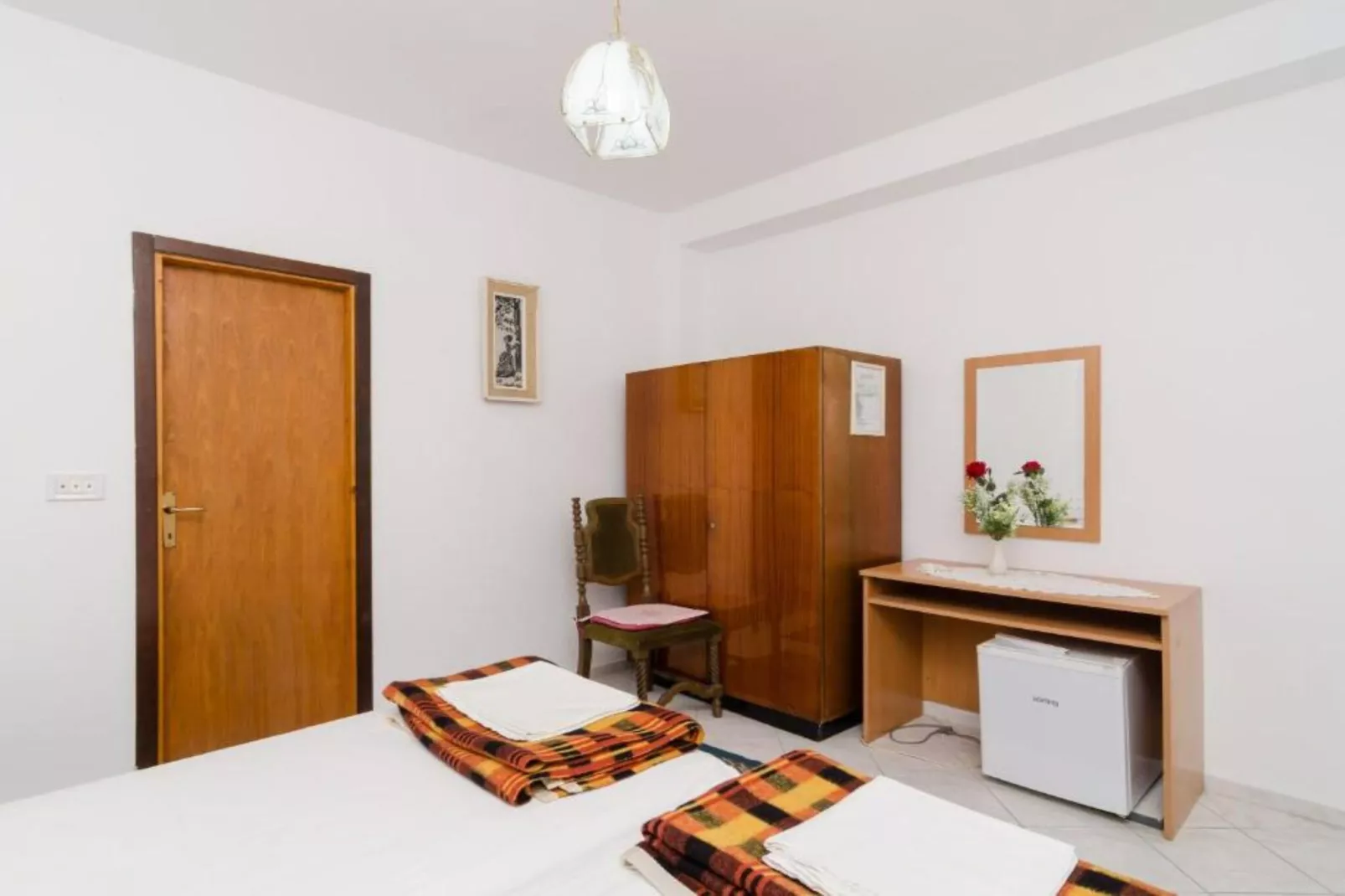 Guest House Sobra 38 - Studio with Balcony and Sea View-Slaapkamer