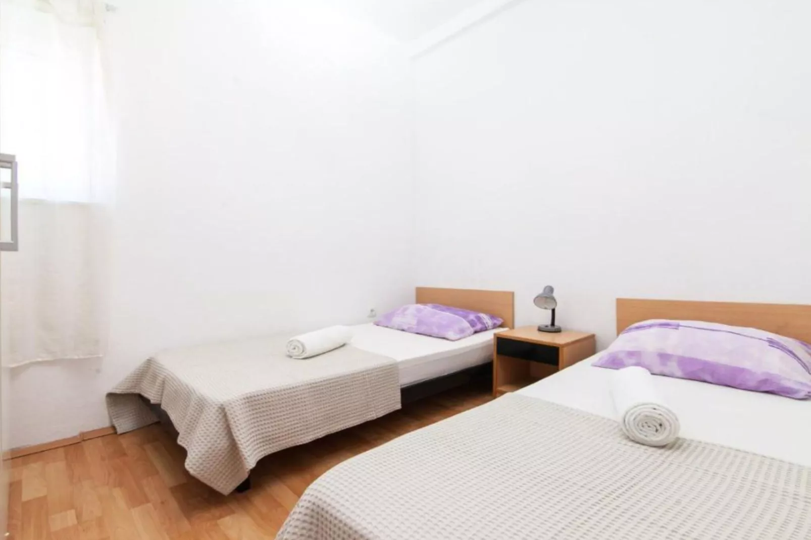 Holiday Home Miriam - Four Bedroom Holiday Home with Terrace-Slaapkamer