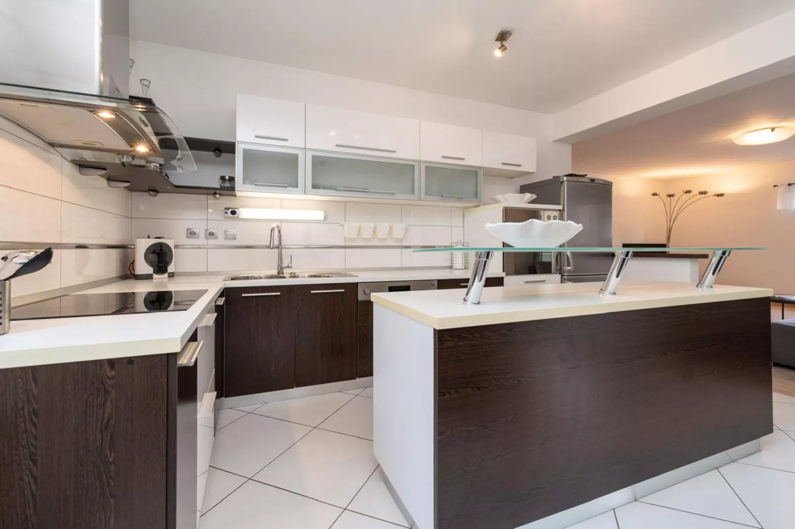 Villa S - Five Bedroom Villa with Private Pool-Keuken