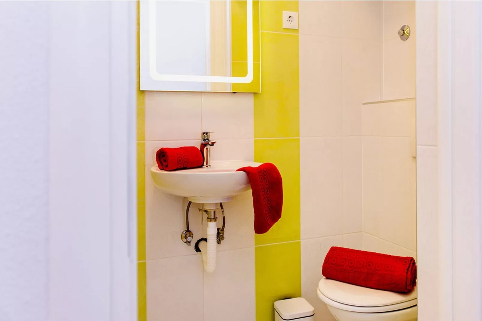 Two Bedroom Apartment (Owner Purple)-Badkamer