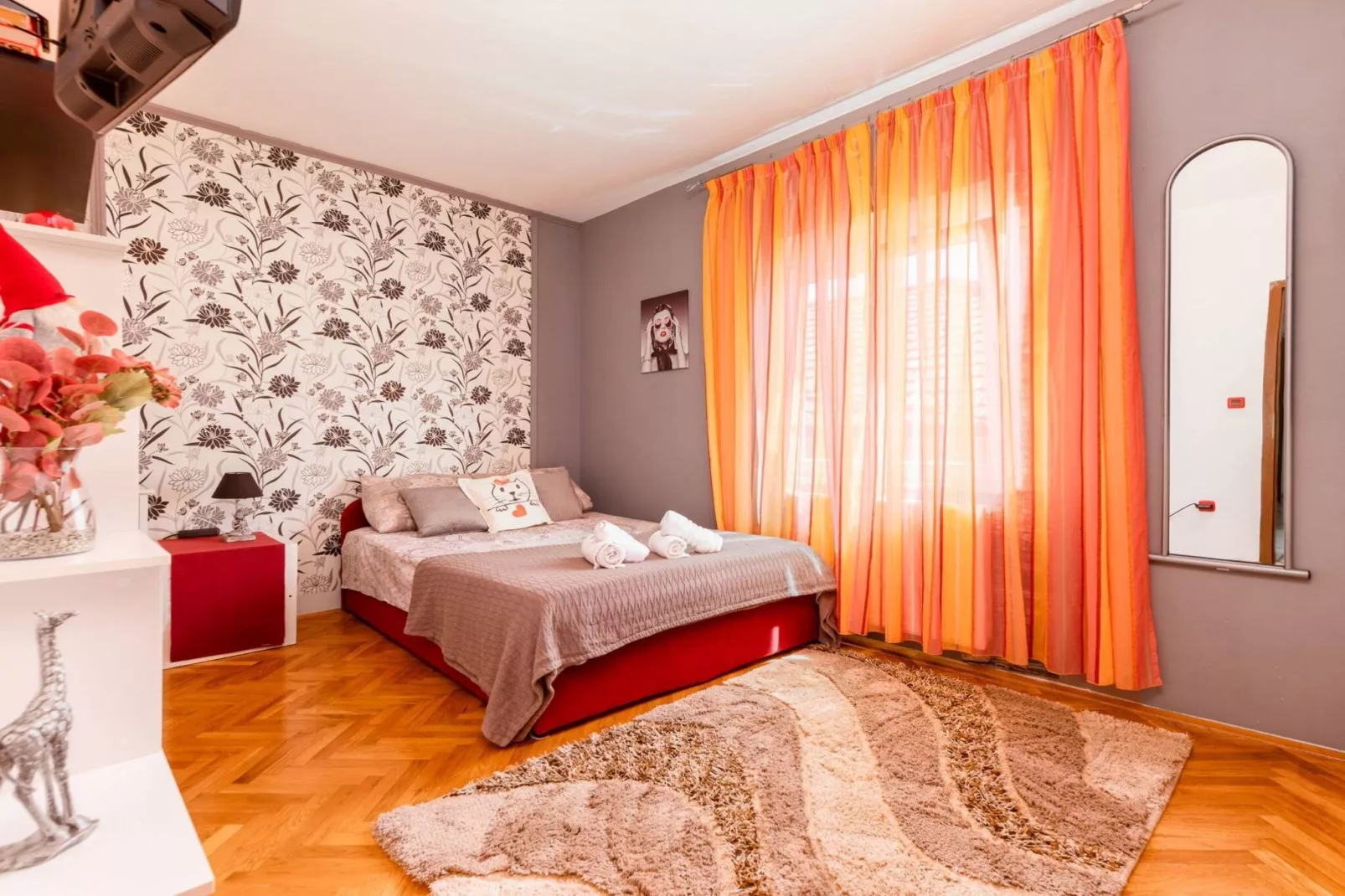Luxury Seget Donji Apartments with Terrace and Sea View - Three Bedroom Apartment with Terrace and Sea View-Slaapkamer