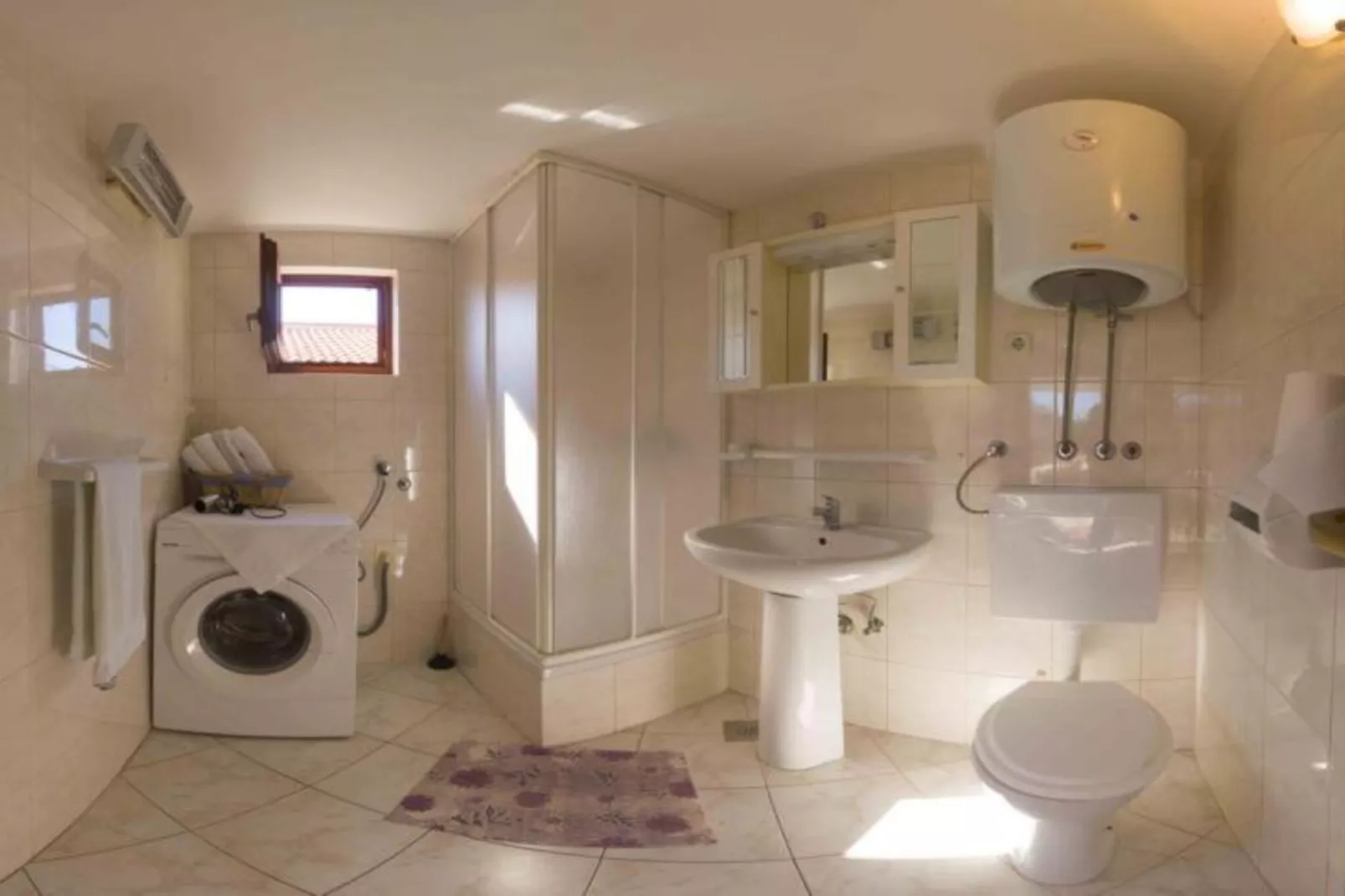 Apartments Jukica - Three Bedroom Apartment With Sea View-Badkamer