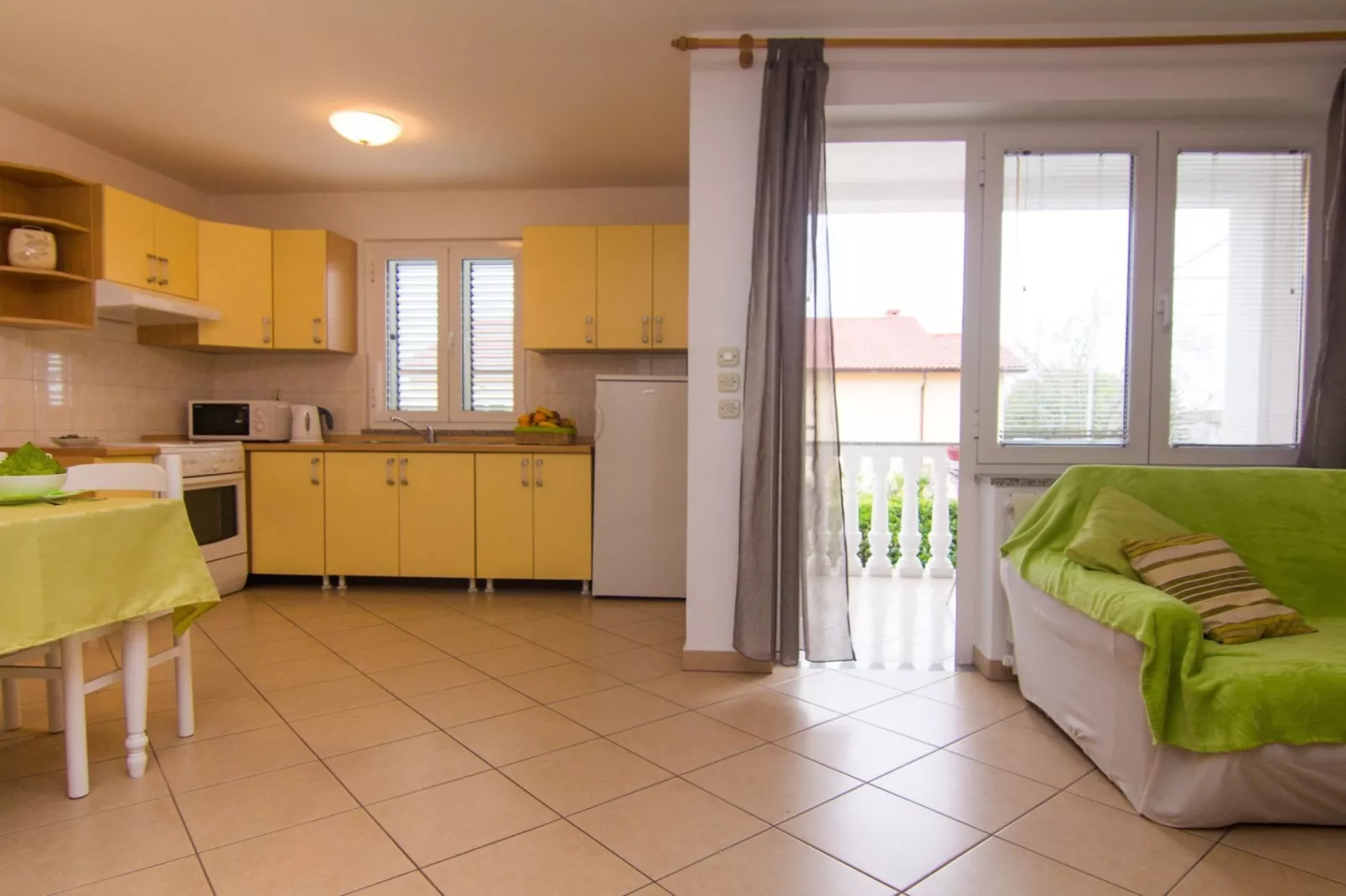 Refined and Timeless Krk Apartment with Terrace - Two Bedroom Apartment with Terrace-Keuken