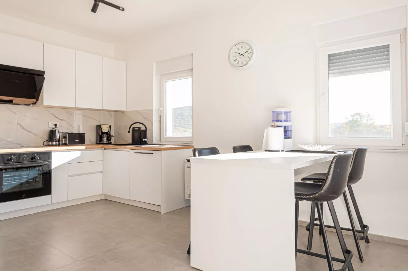 Holiday Home Iva - Three Bedroom  Holiday Home-Keuken