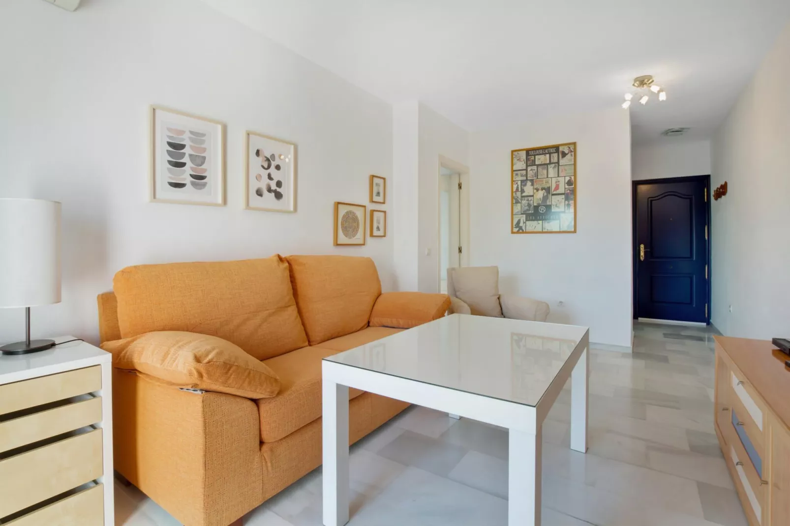 Tirreno-Woonkamer