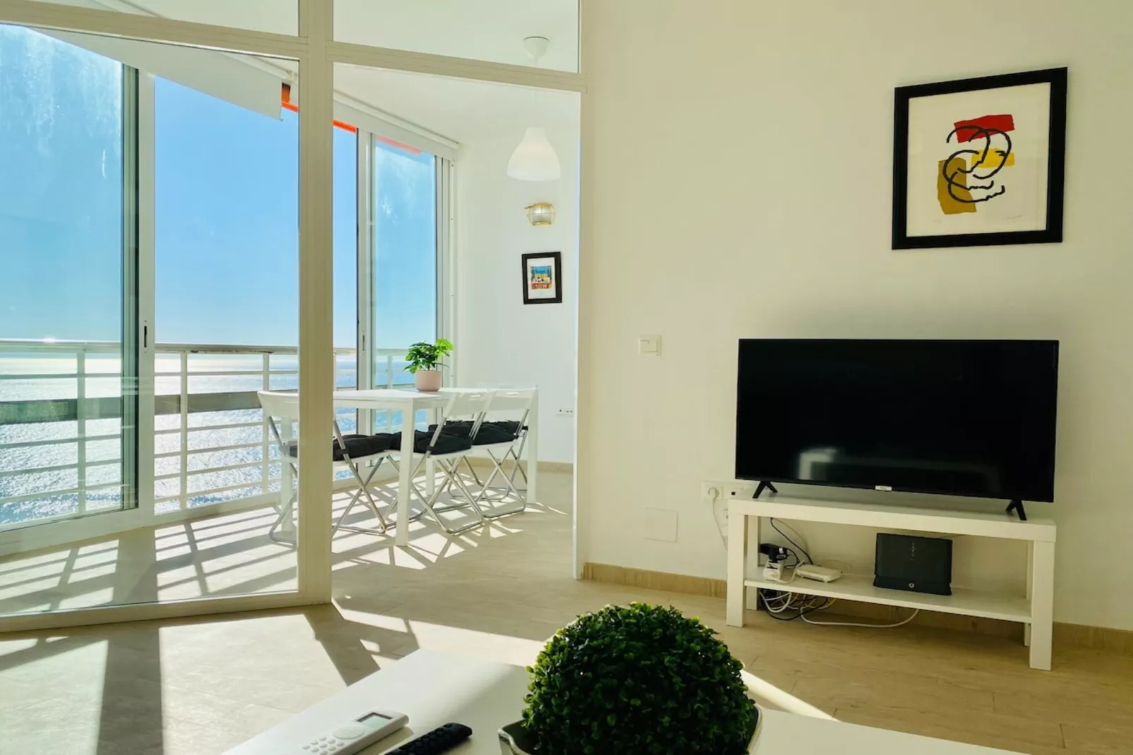 715 Torre - Woonkamer