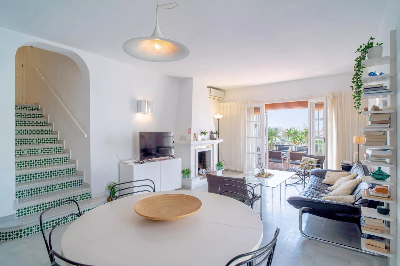 Casa Corazon Burriana by Casasol-Eetkamer