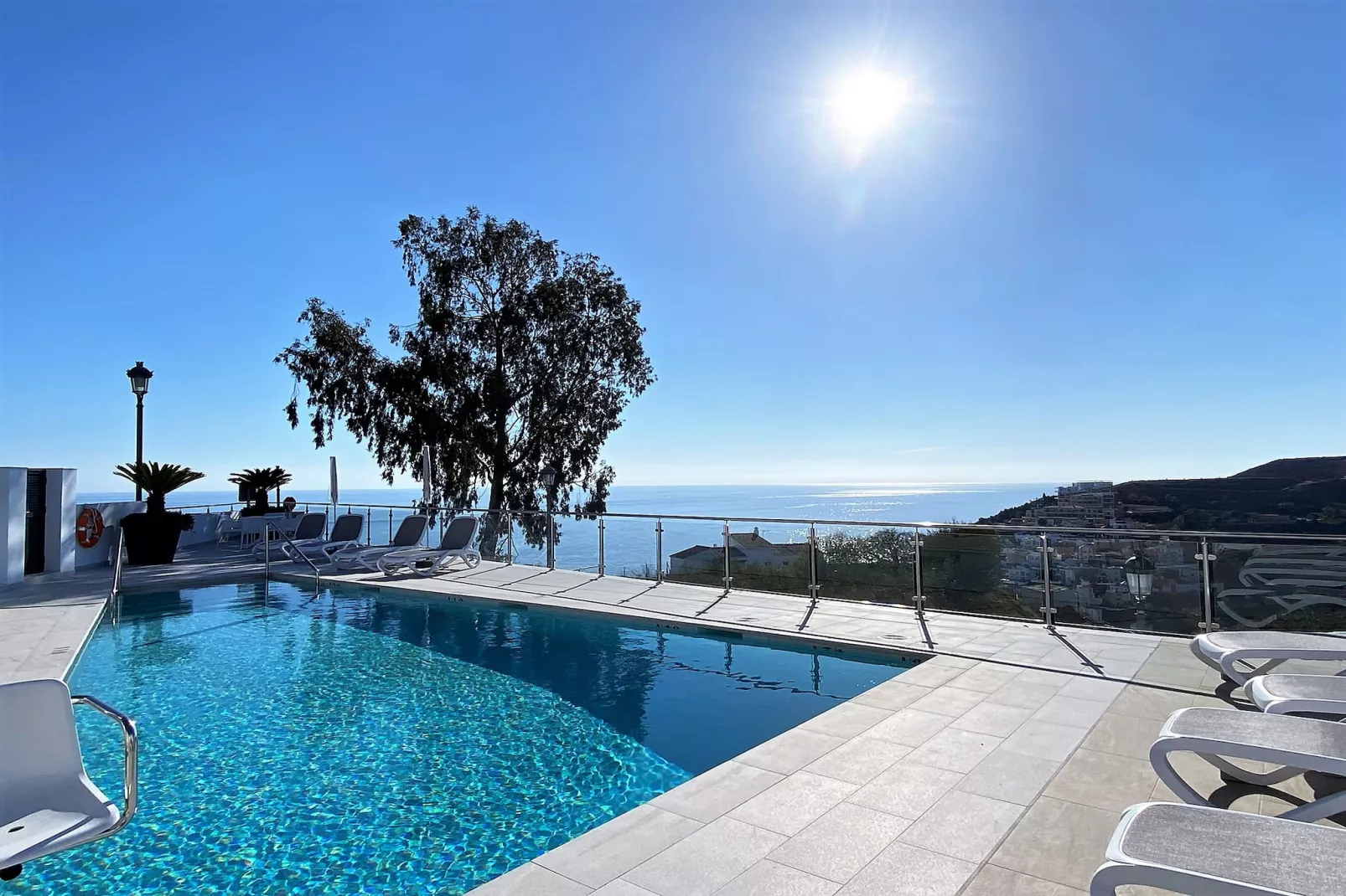 Balcon del Mar Seaview 211 by Casasol-Zwembad
