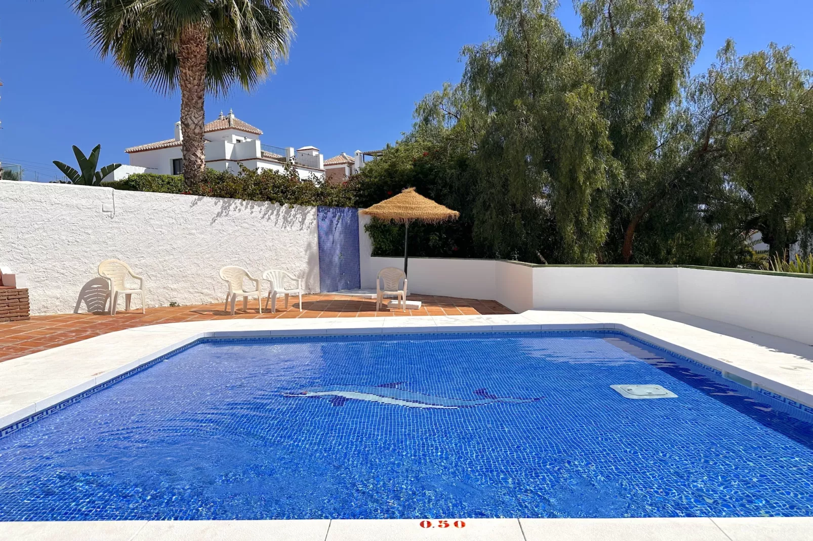 Capistrano Playa 201 by Casasol-Zwembad