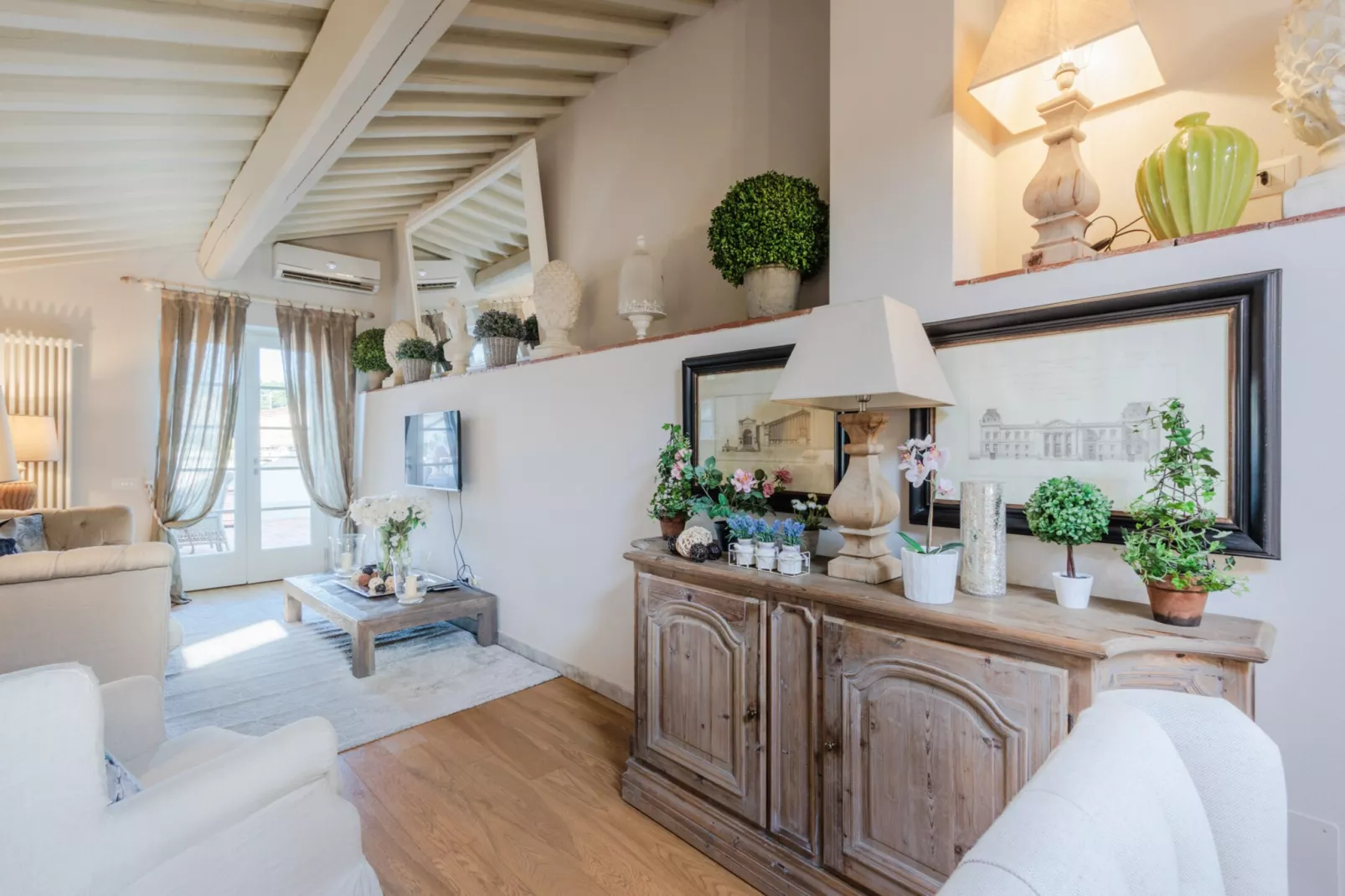 Casa Laura, a Terrace above Lucca-Niet-getagd