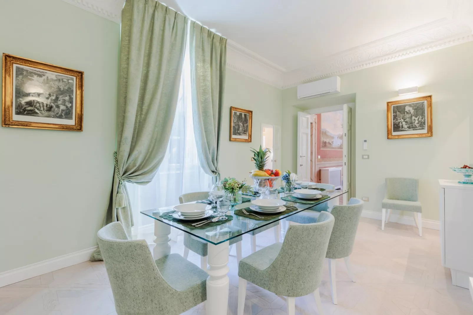 The Duchess Chambers, the Luxury Grand 3 bedrooms-Niet-getagd