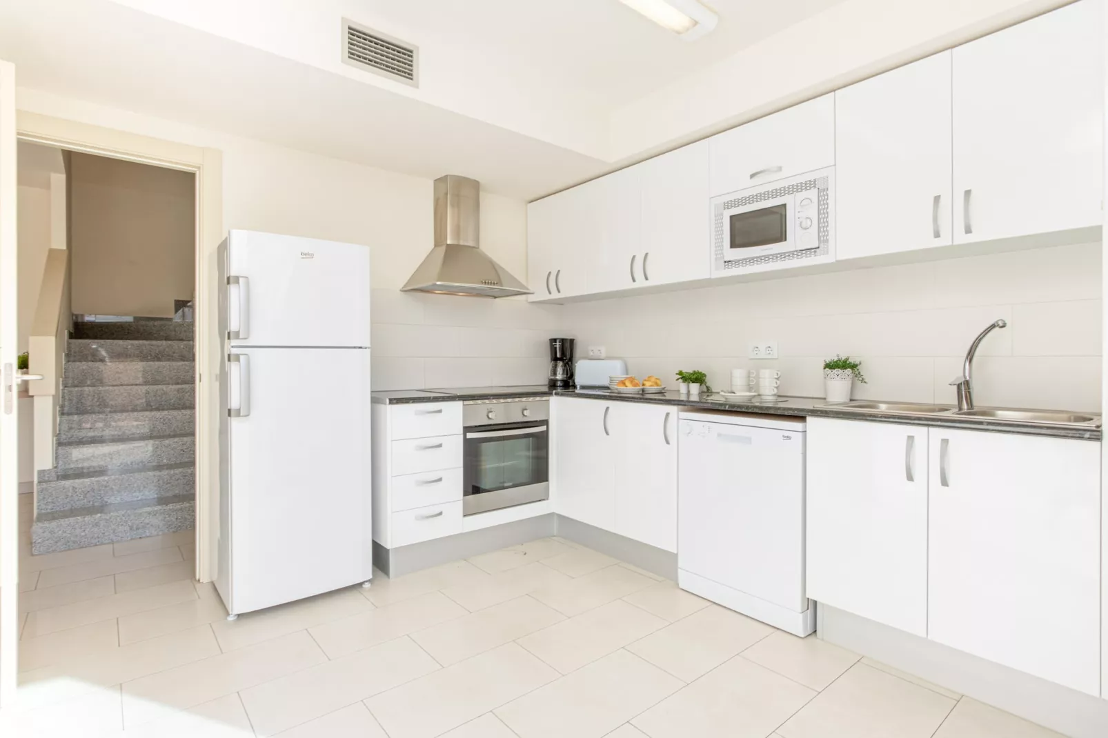 2000-FR MACIA 22 ATIC + PRK5 PUIGROM-Keuken