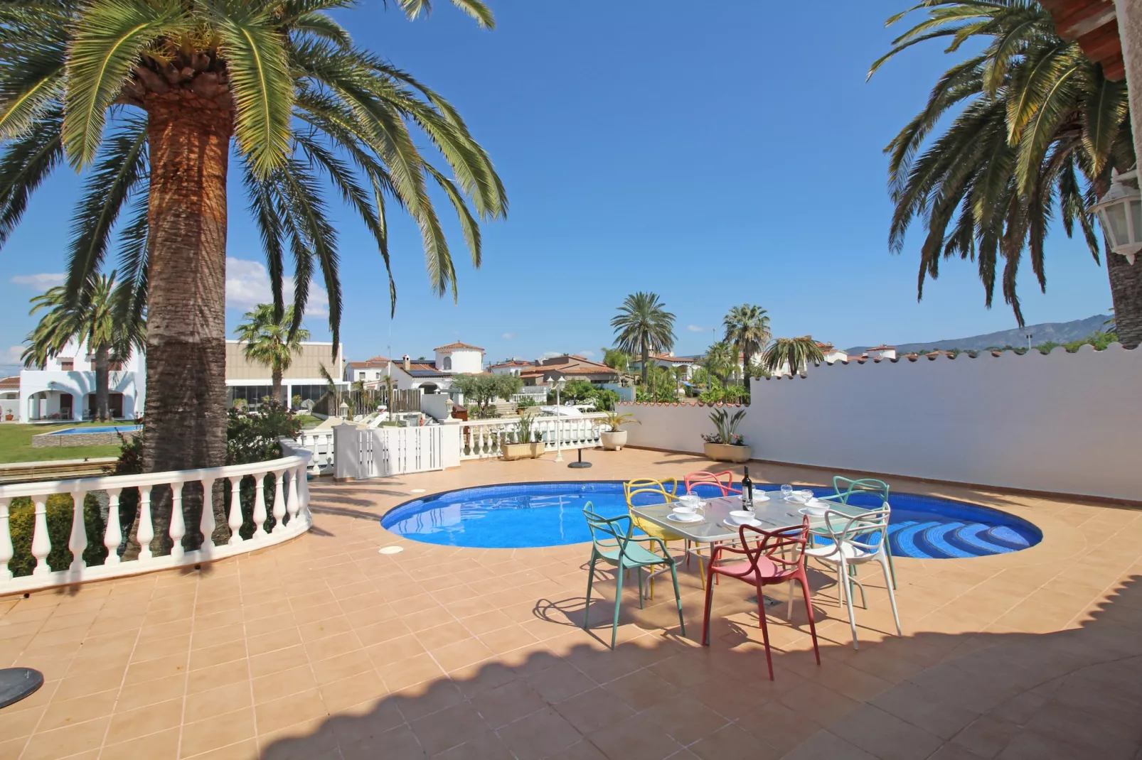 0108-LLOBREGAT 44 A-Zwembad