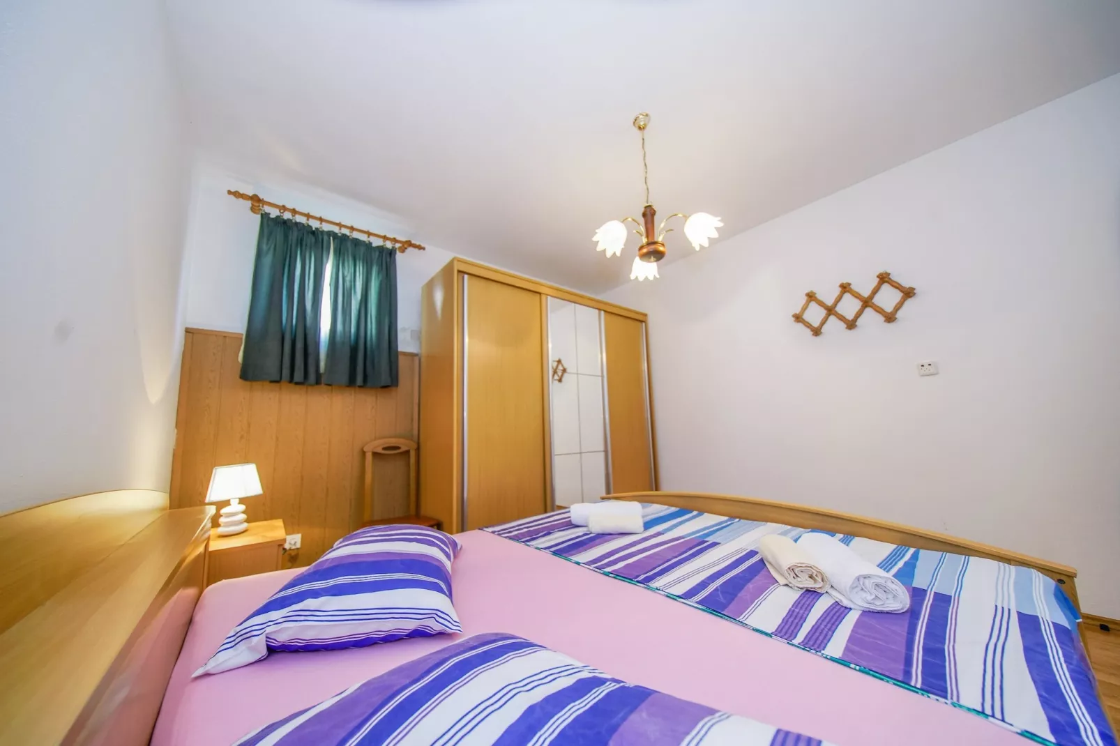 Apartment Mini Brač - One Bedroom Apartment with Terrace (ST)-Slaapkamer