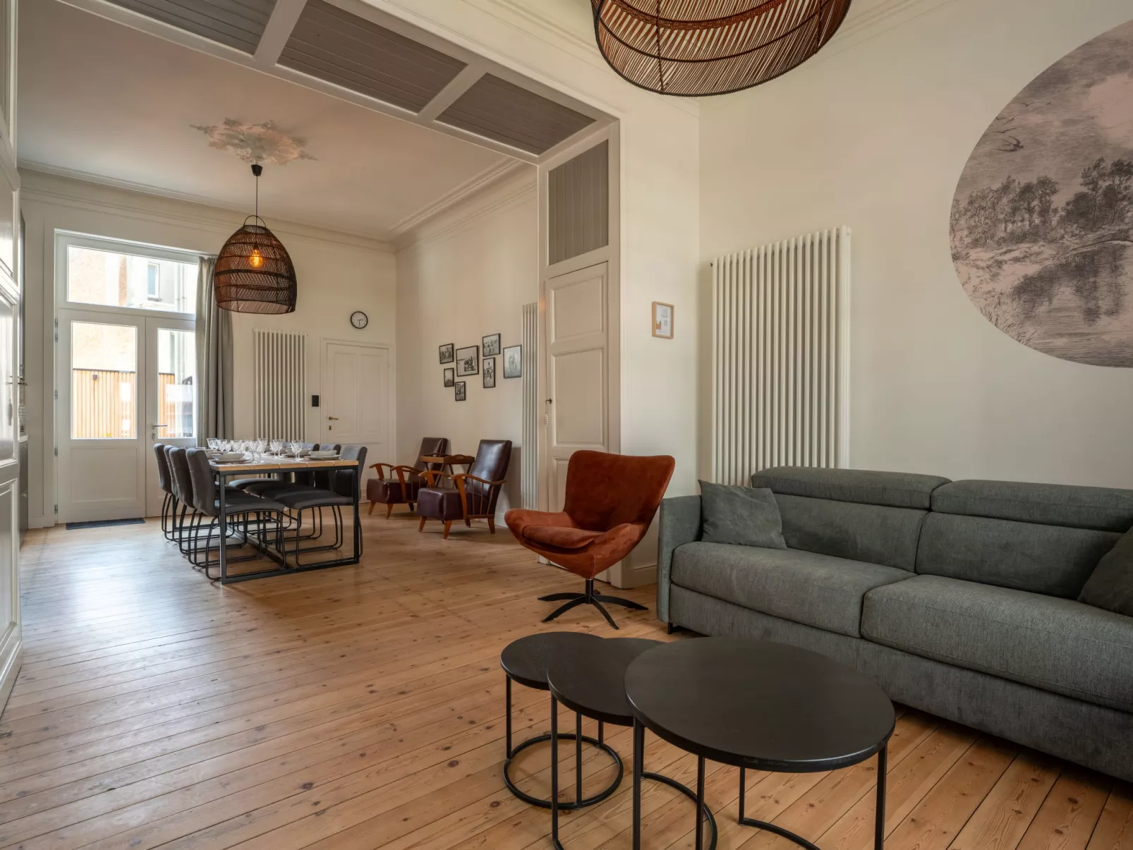 Historical and spacious "Villa Amanda"-Binnen