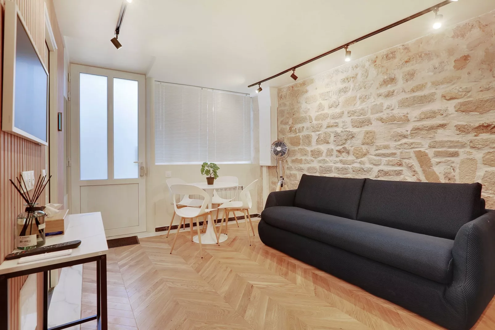 DA-4-ABBESSES-Niet-getagd