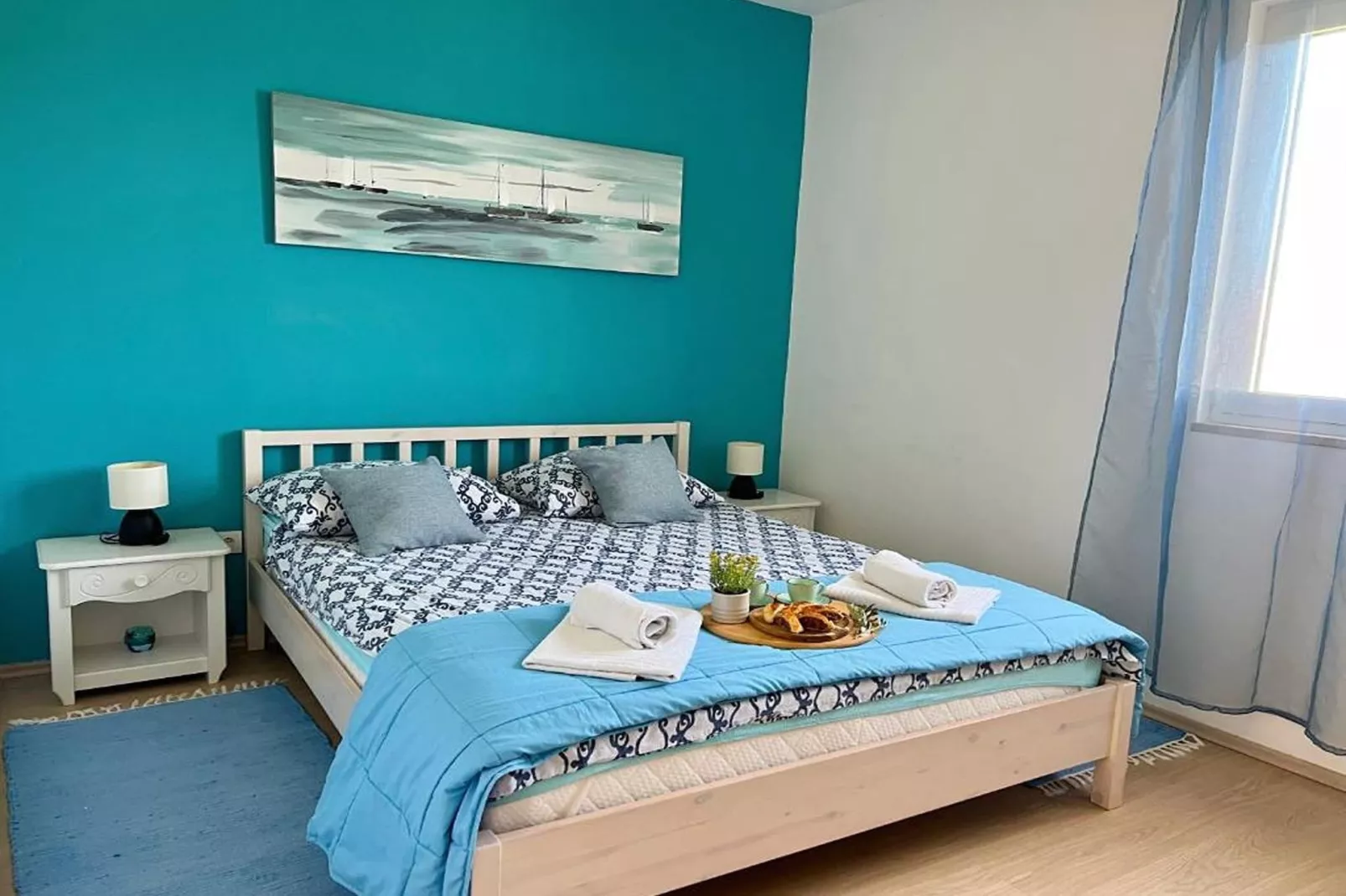 Apartment Zara - Two Bedroom Apartment with Balcony-Slaapkamer