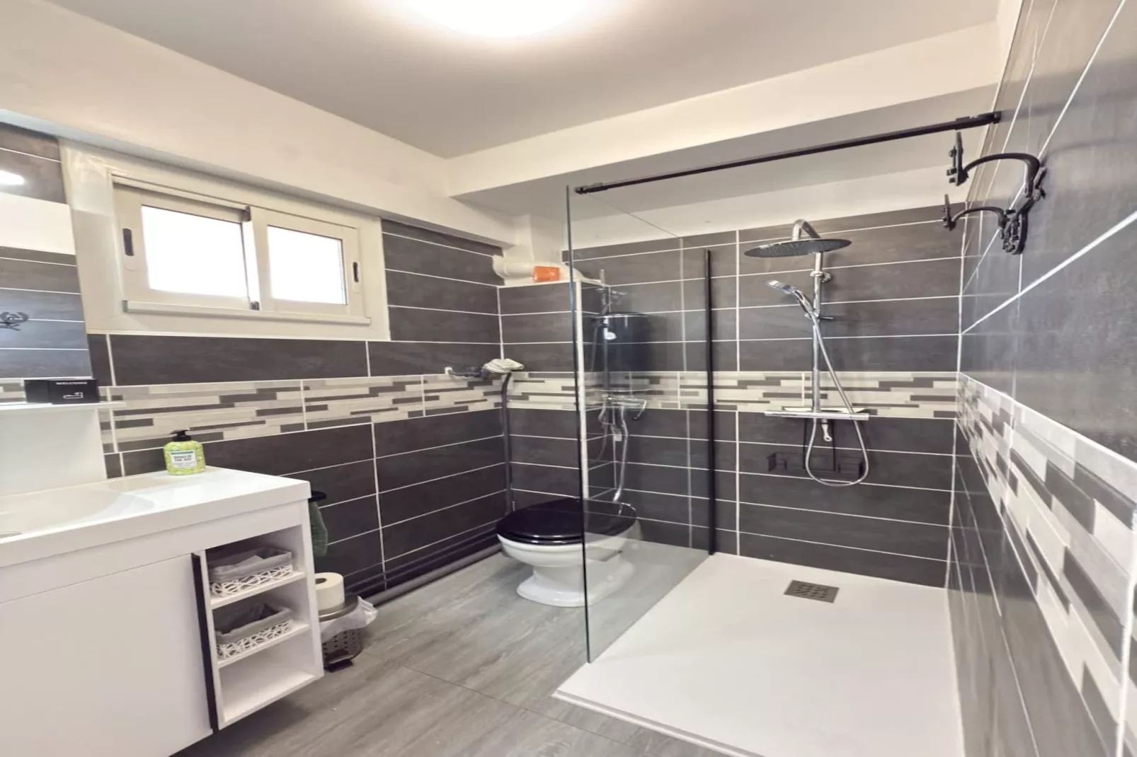 22 Front de Mer avec-Badkamer