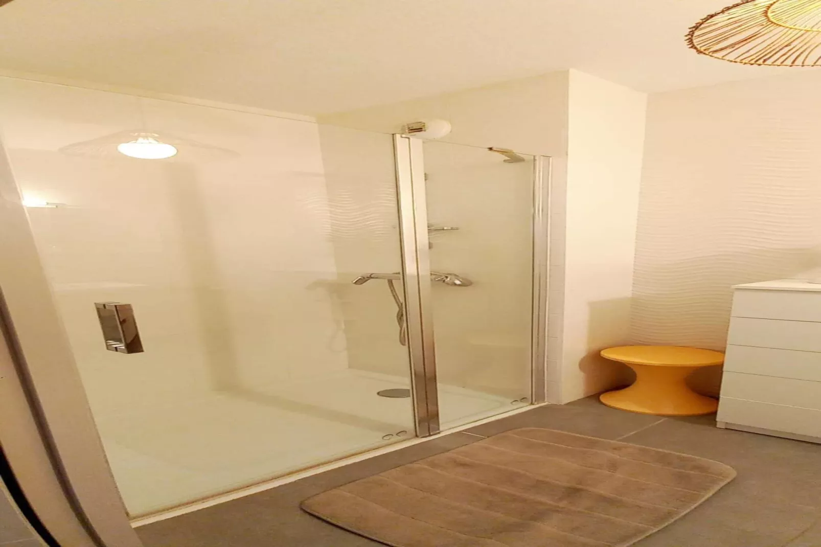 177 BOGGIANO-Badkamer