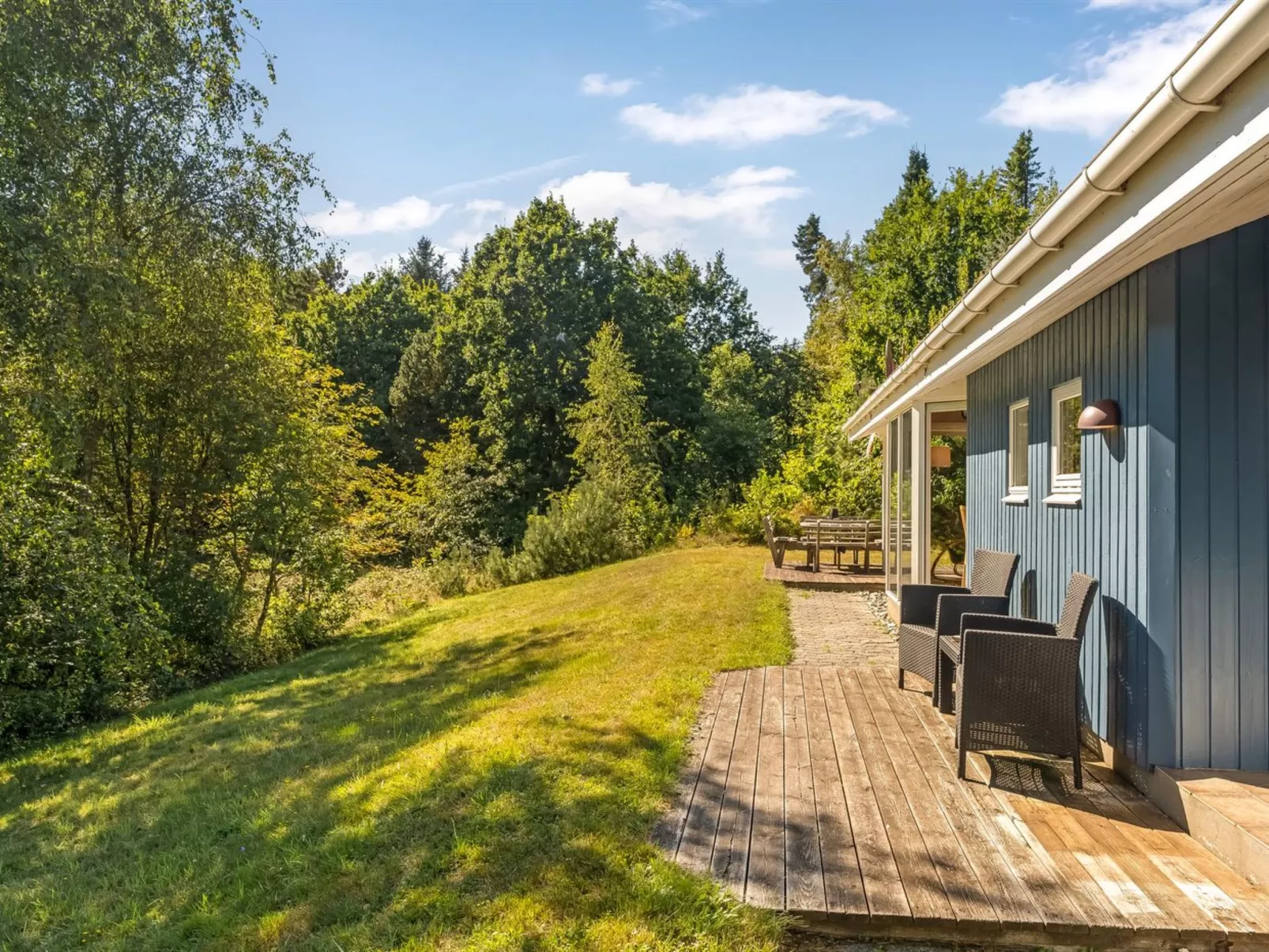 "Elizabeth" - 150m to the fjord-Buiten