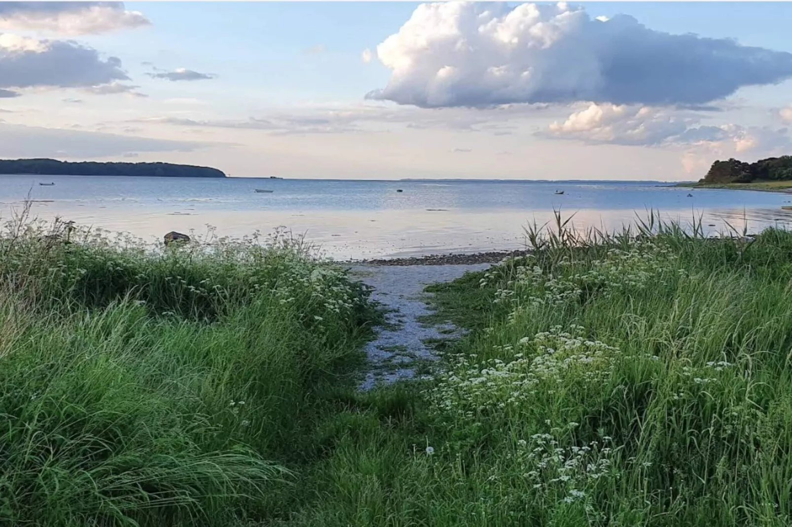 Rustig toevluchtsoord bij Tuse NA s-By Traum-Waterzicht