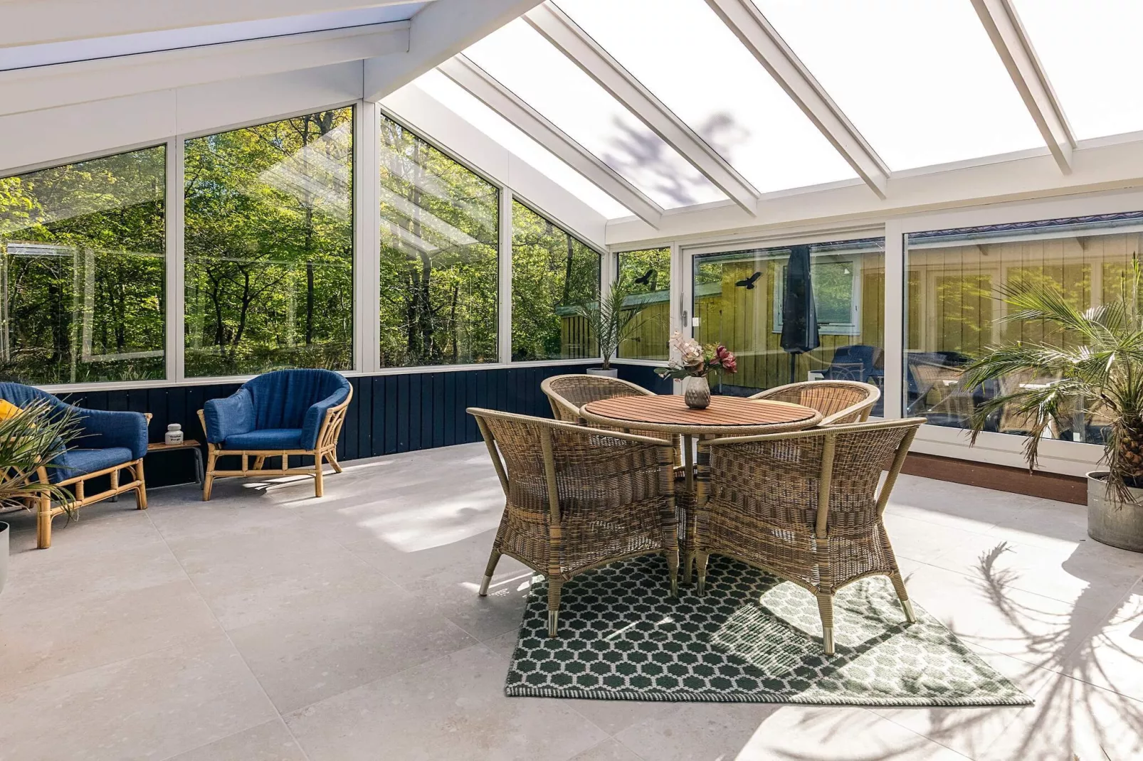 Zeezijde oase met tuin-By Traum-Binnen