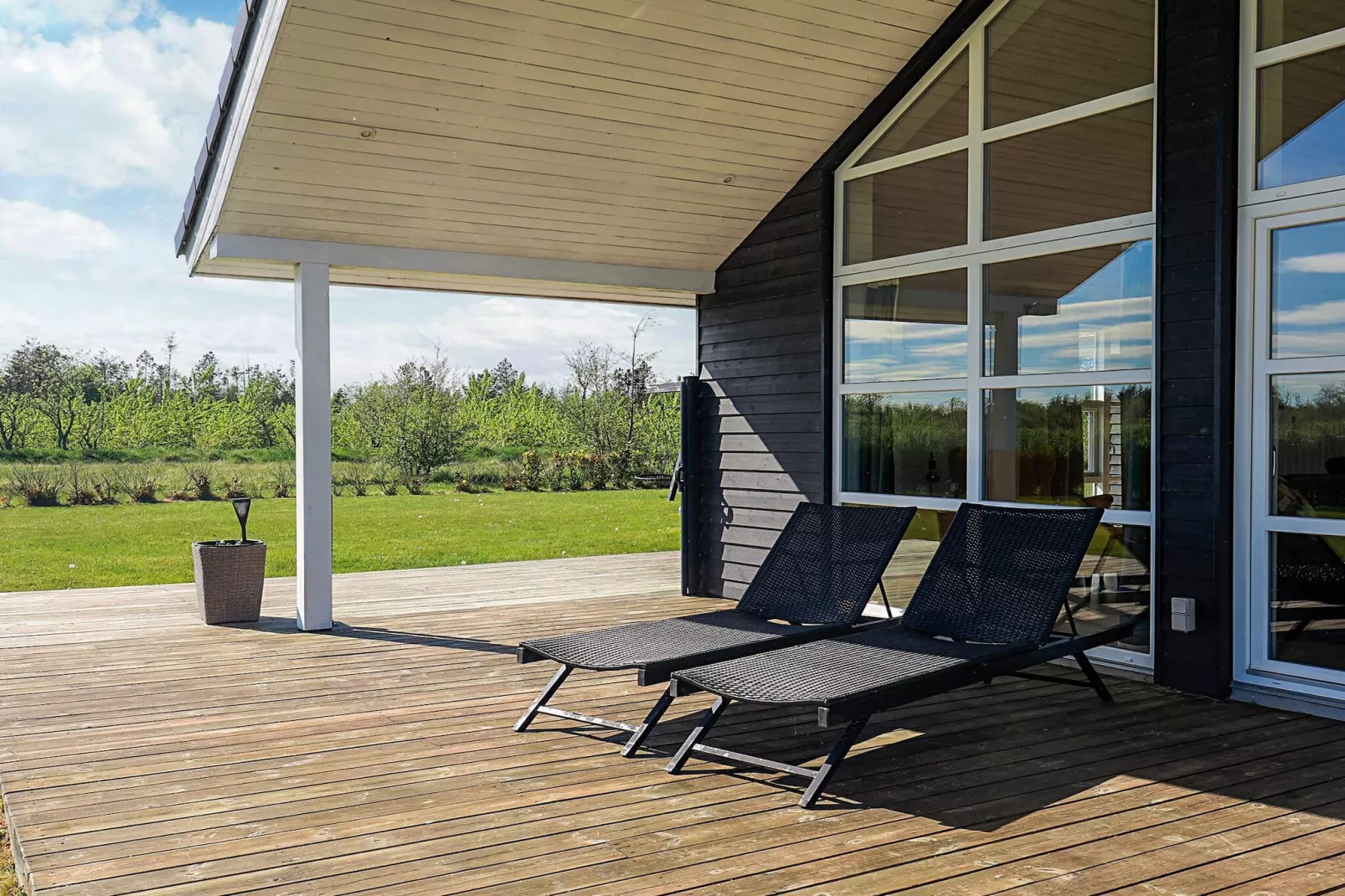 Luxe Spa Retreat in Hurup -- By Traum Ferienwohnungen-Buitenlucht