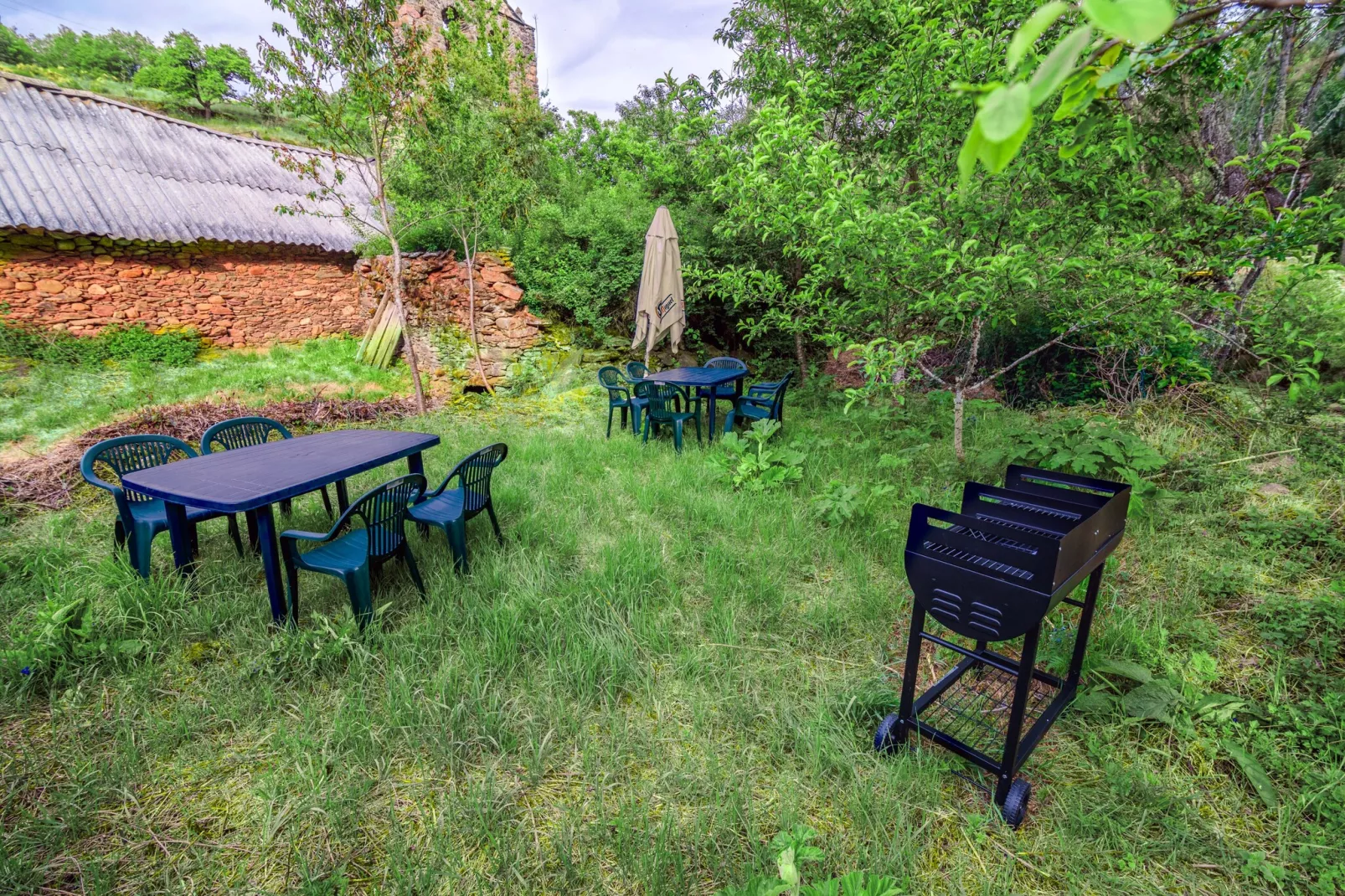 Casa Rural Leon III-Tuinen zomer