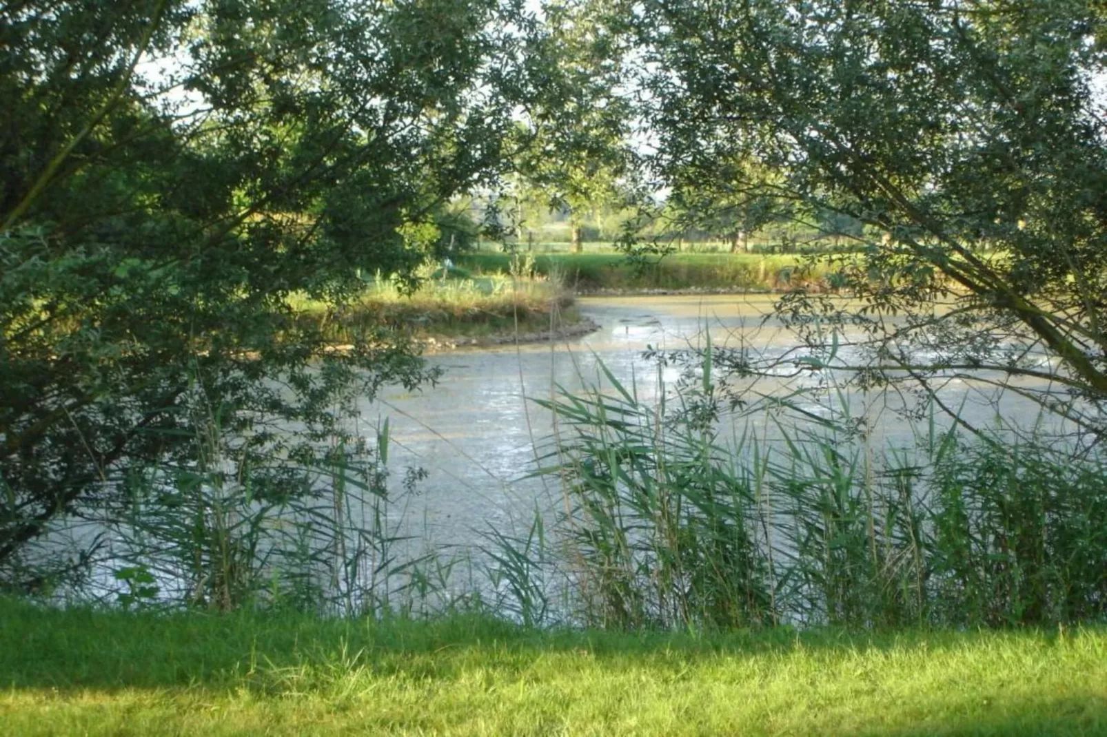Appartement avec piscine-Gebieden zomer 20km