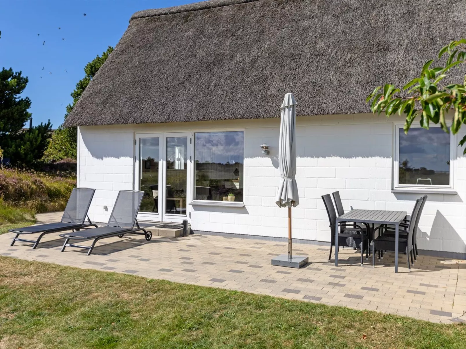 "Clare" - 4km from the sea-Buiten