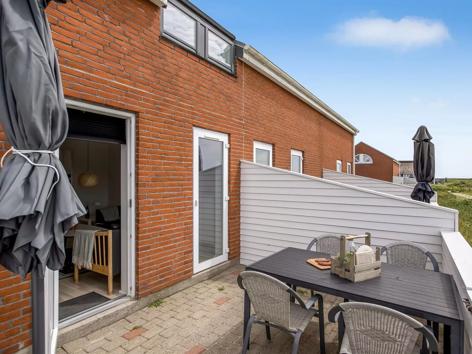 "Drita" - 2.3km from the sea-Buiten