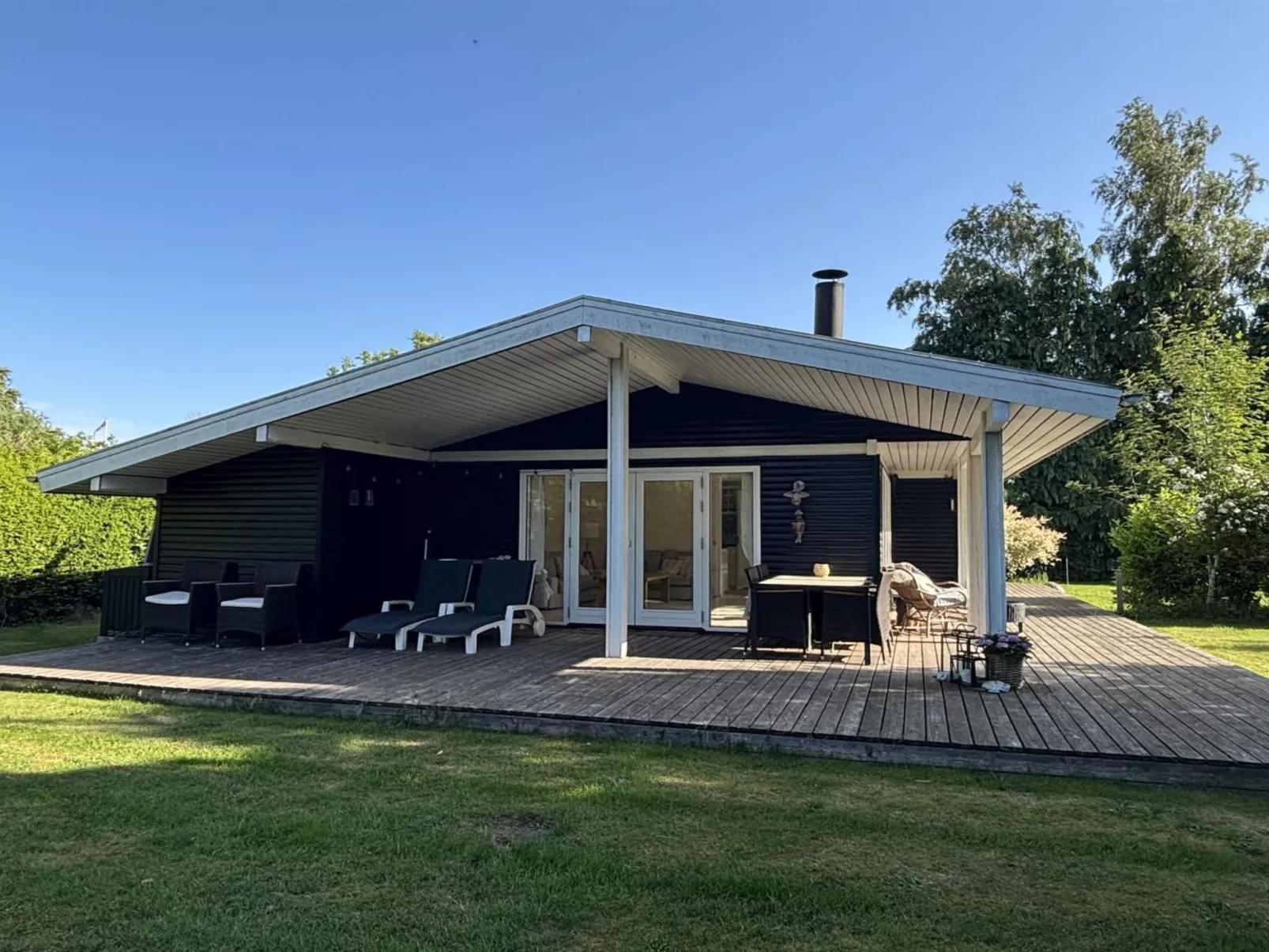 "Aksa" - 400m from the sea-Binnen
