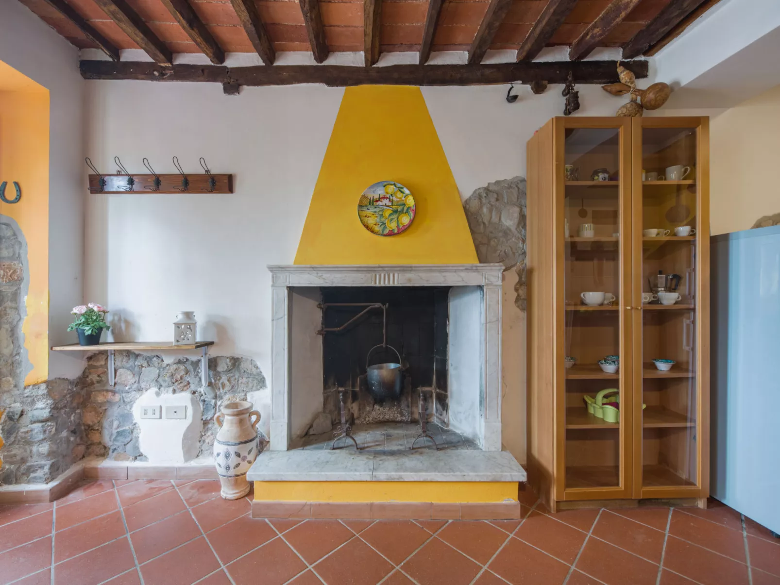 Casa di Nena-Binnen