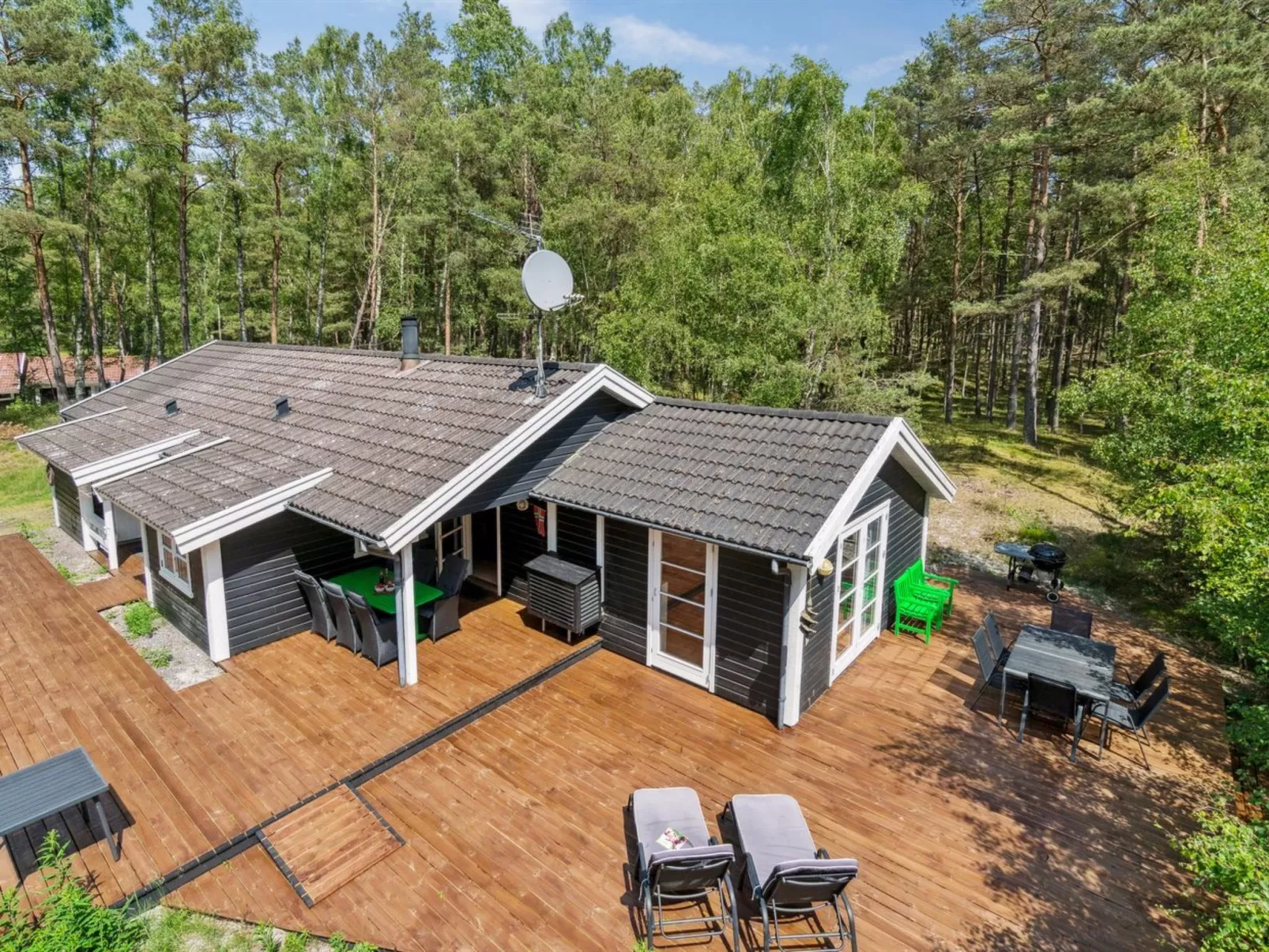 "Signe" - 850m from the sea-Buiten