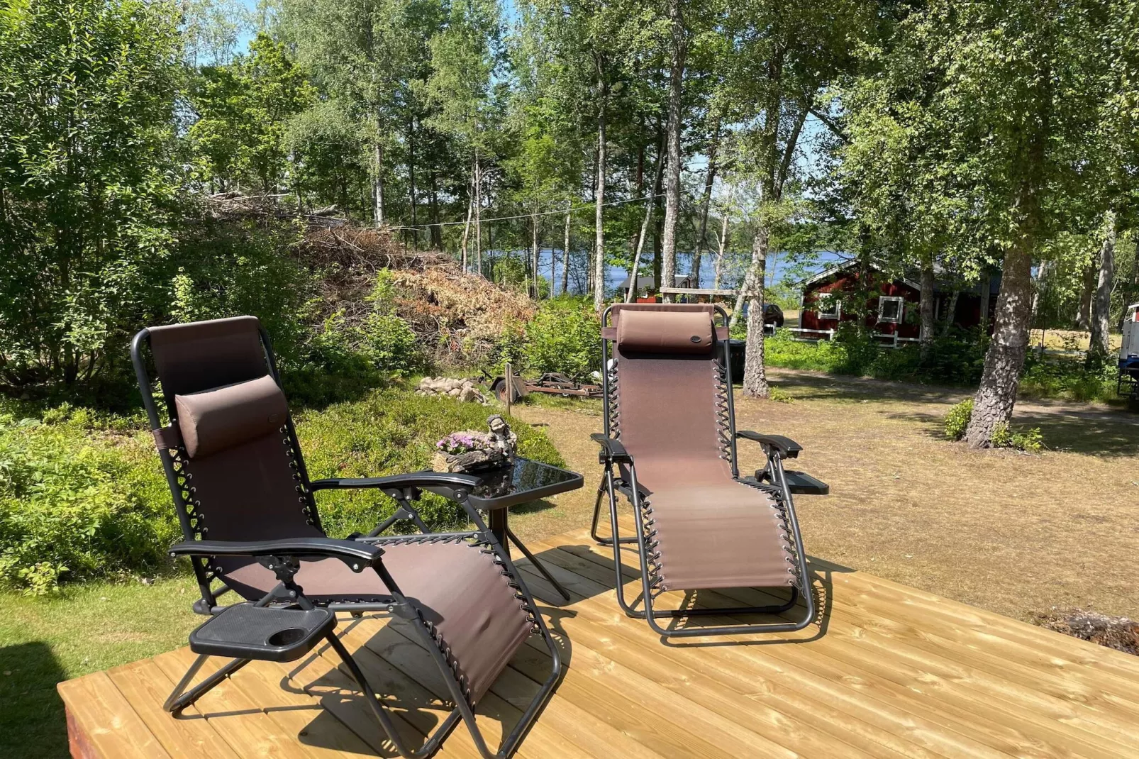 Licht vakantiehuis aan het meer-Buitenlucht